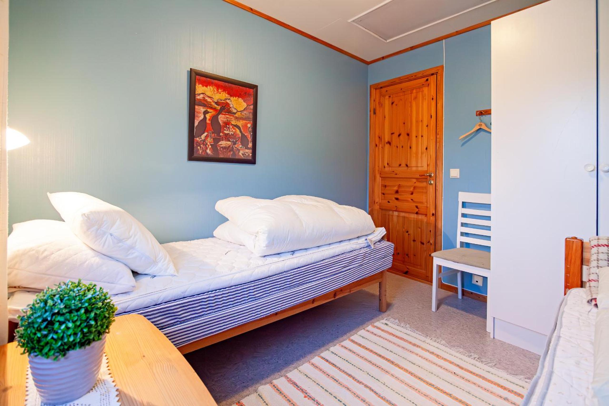 Two-Bedroom House photo 3