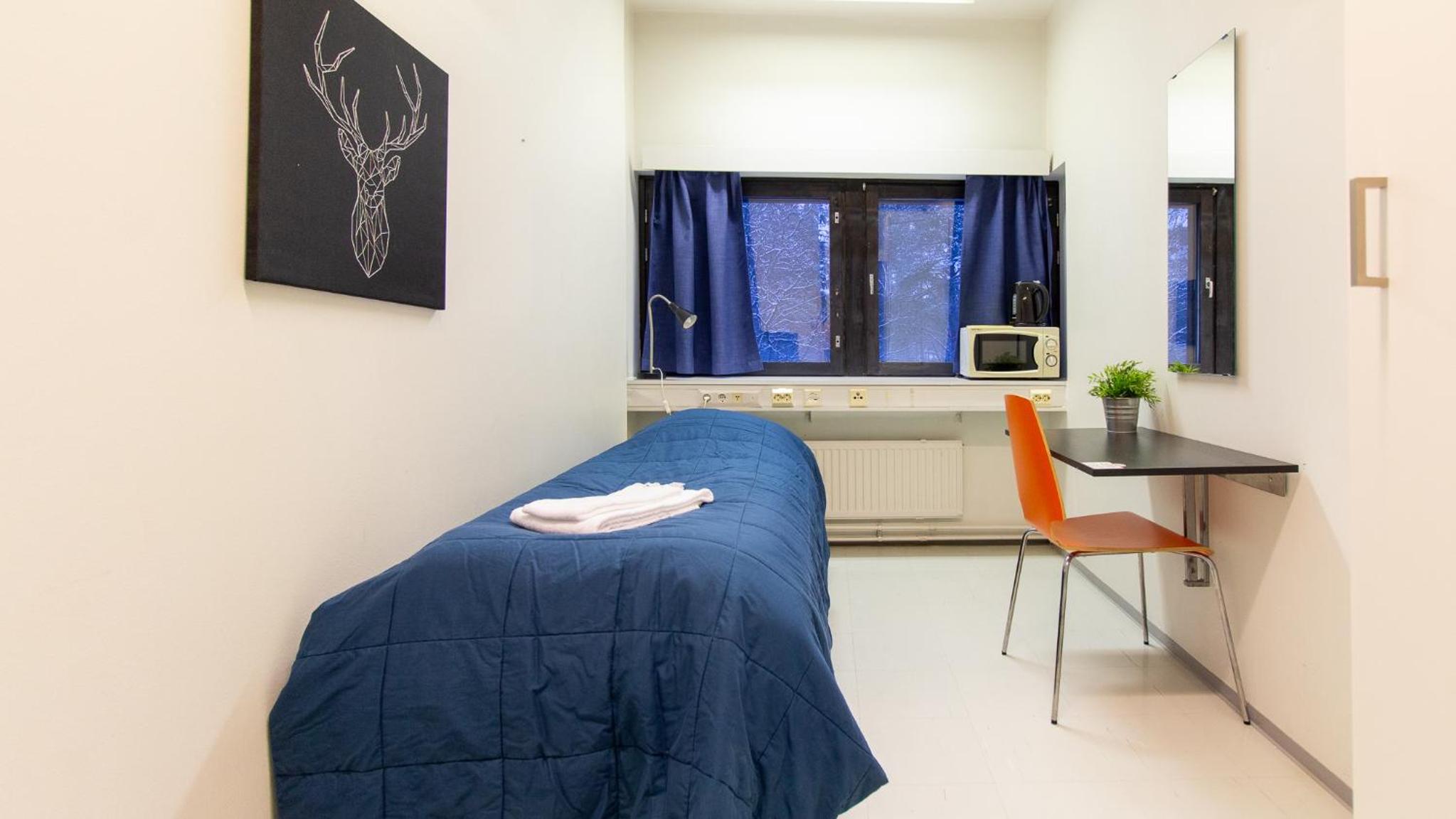 Standard Single Room with Shared Bathroom