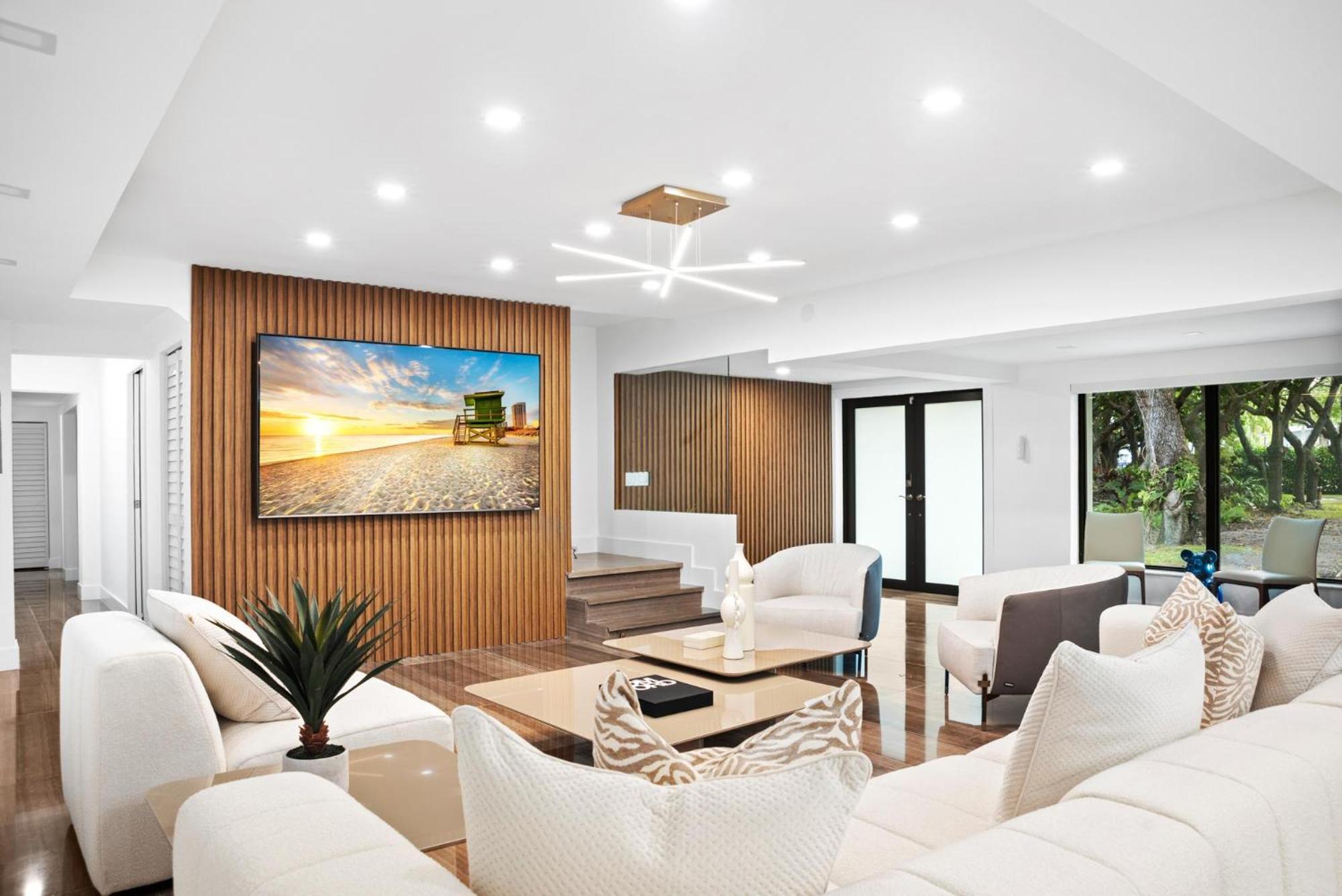 Six-Bedroom Holiday Home photo 1