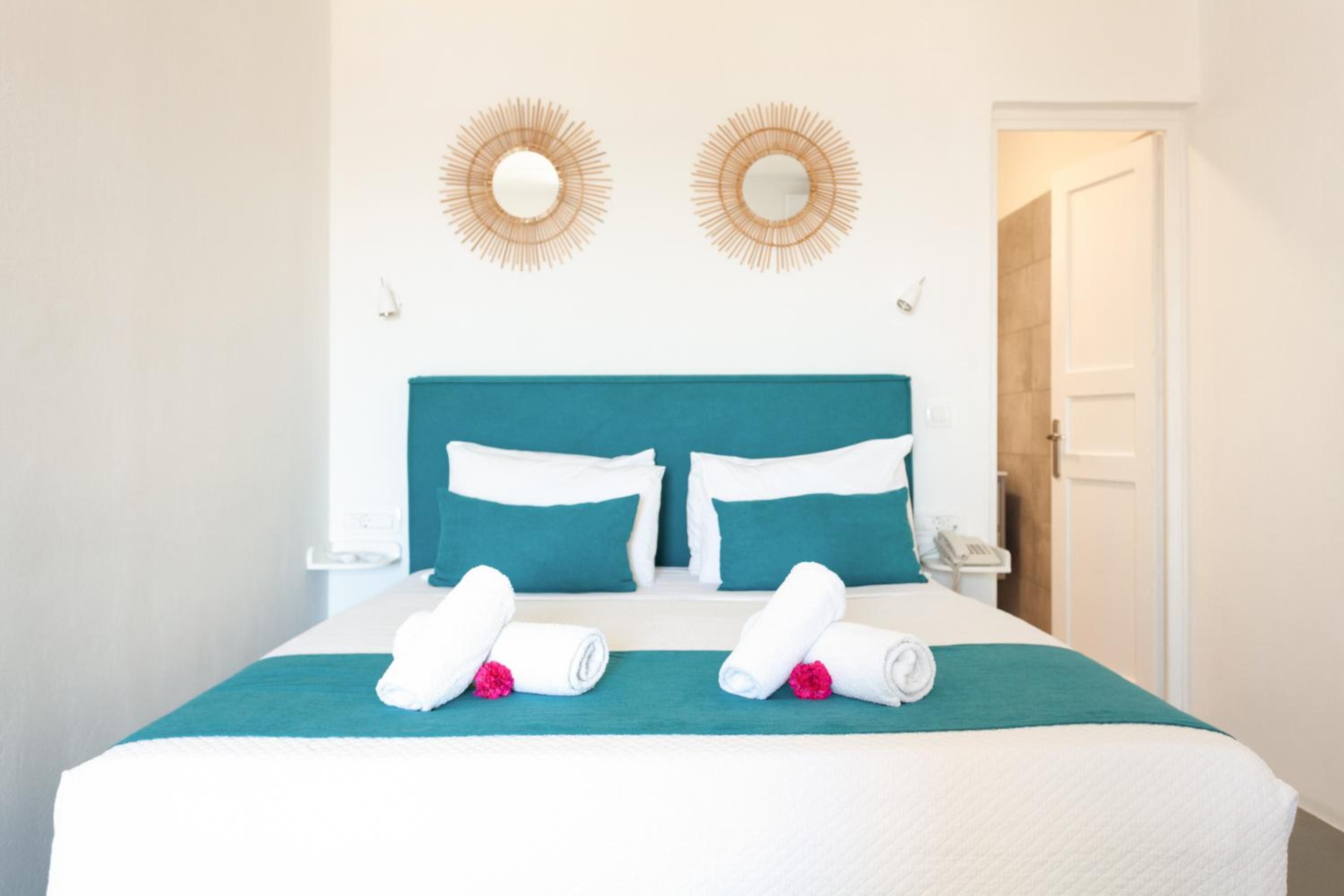 Seaside White Junior Suite - Photo 3