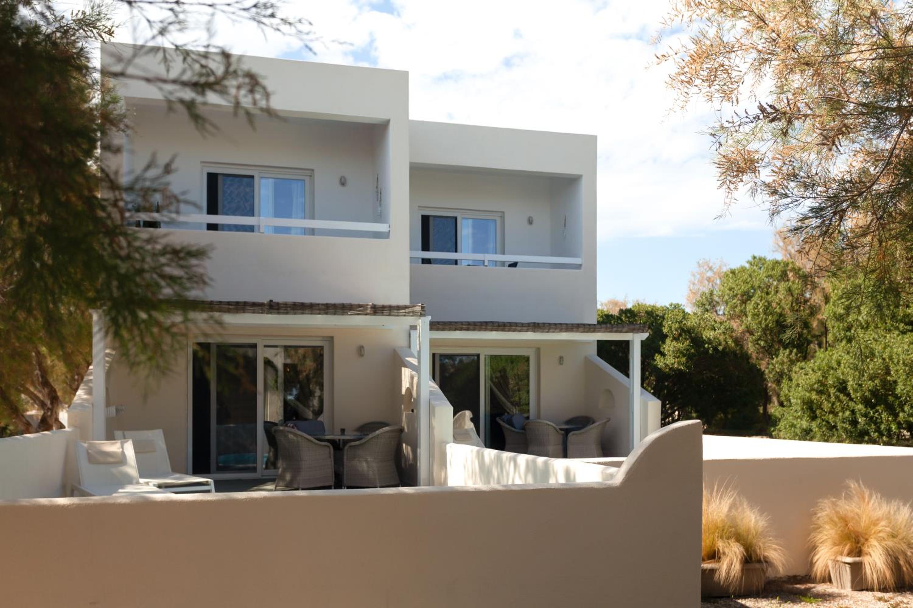 White Suite Partial View photo 2