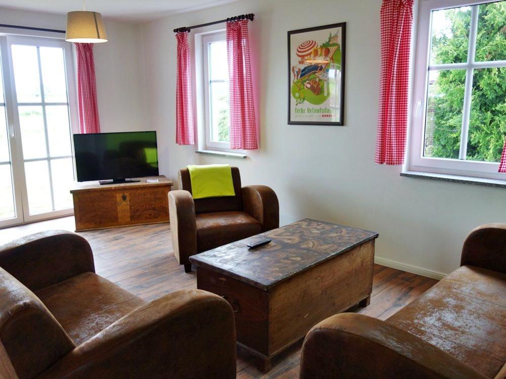 Three-Bedroom House photo 1