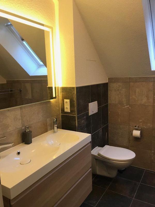 Apartment With Shower photo 3