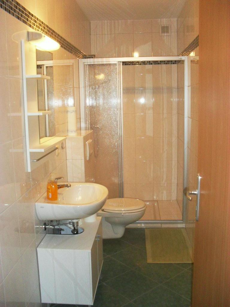 Apartment With Terrace photo 3