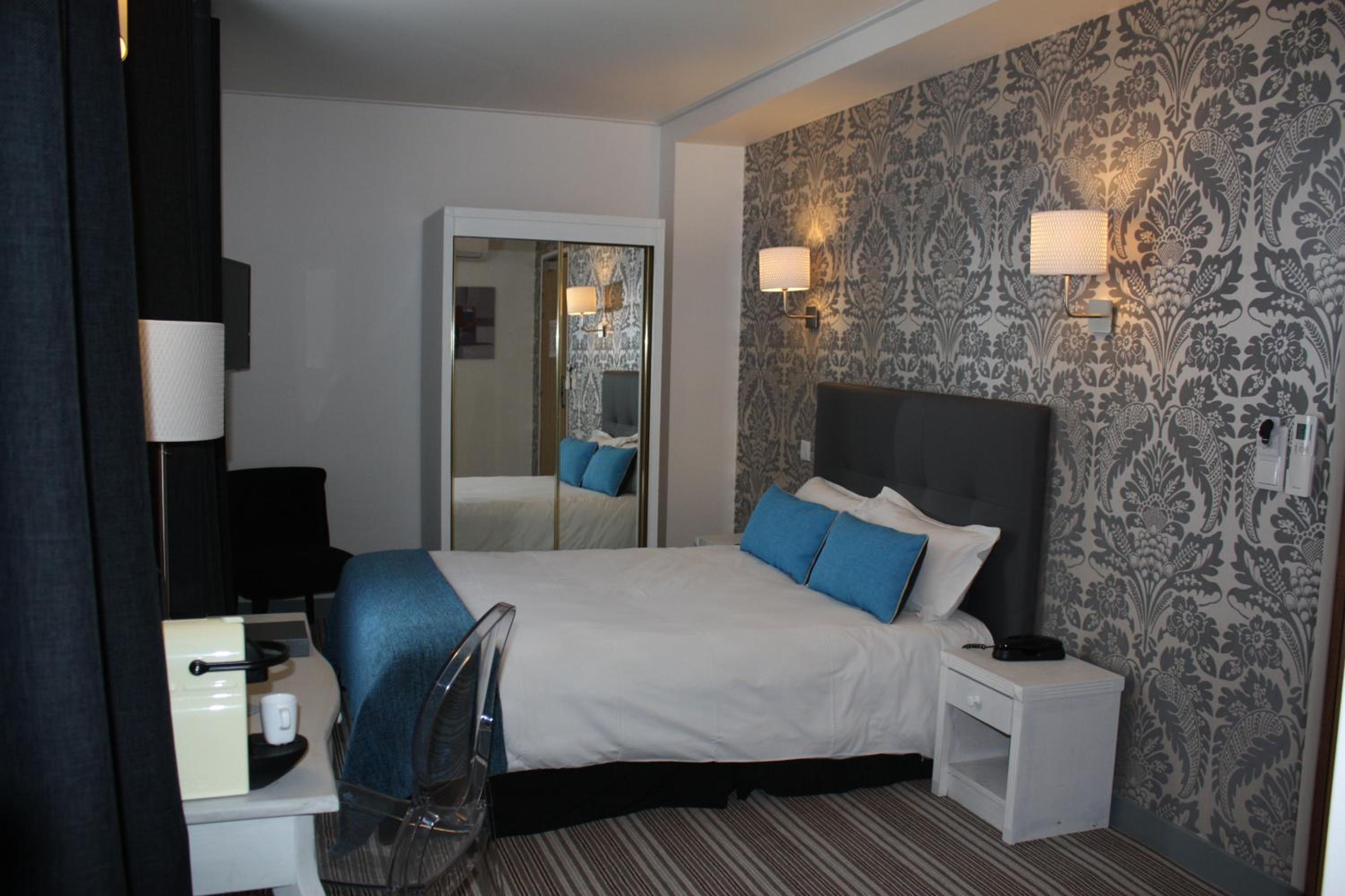 Deluxe Double Premium - Photo 3