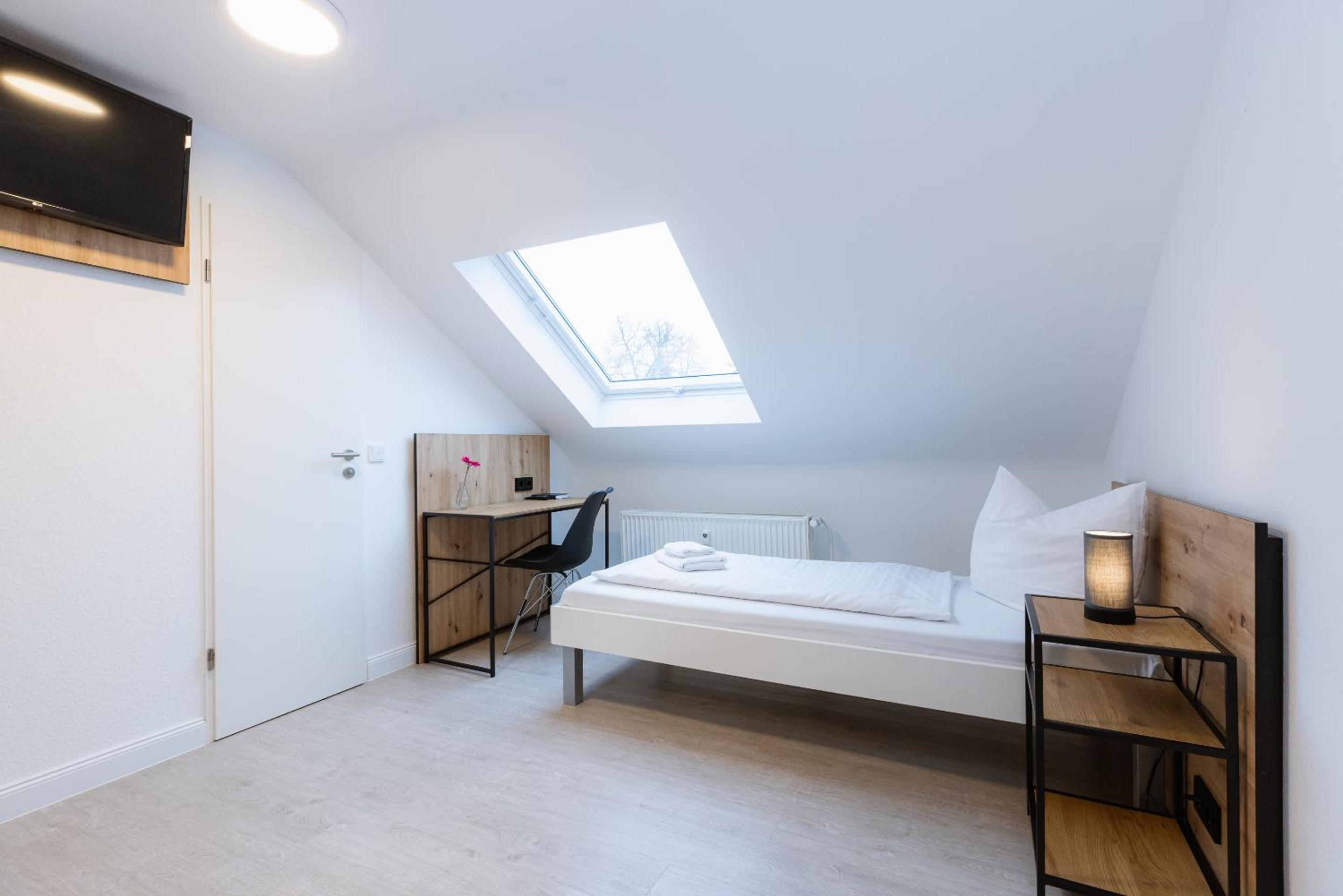 Single Room photo 2