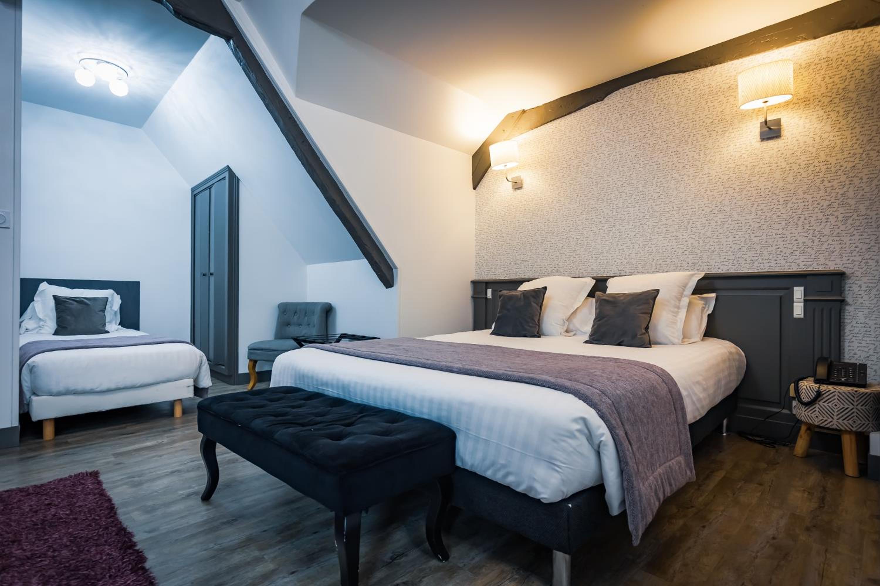 Superior Quadruple Room - Photo 1