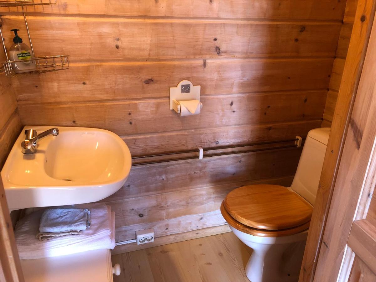 One-Bedroom Cottage - Photo 7