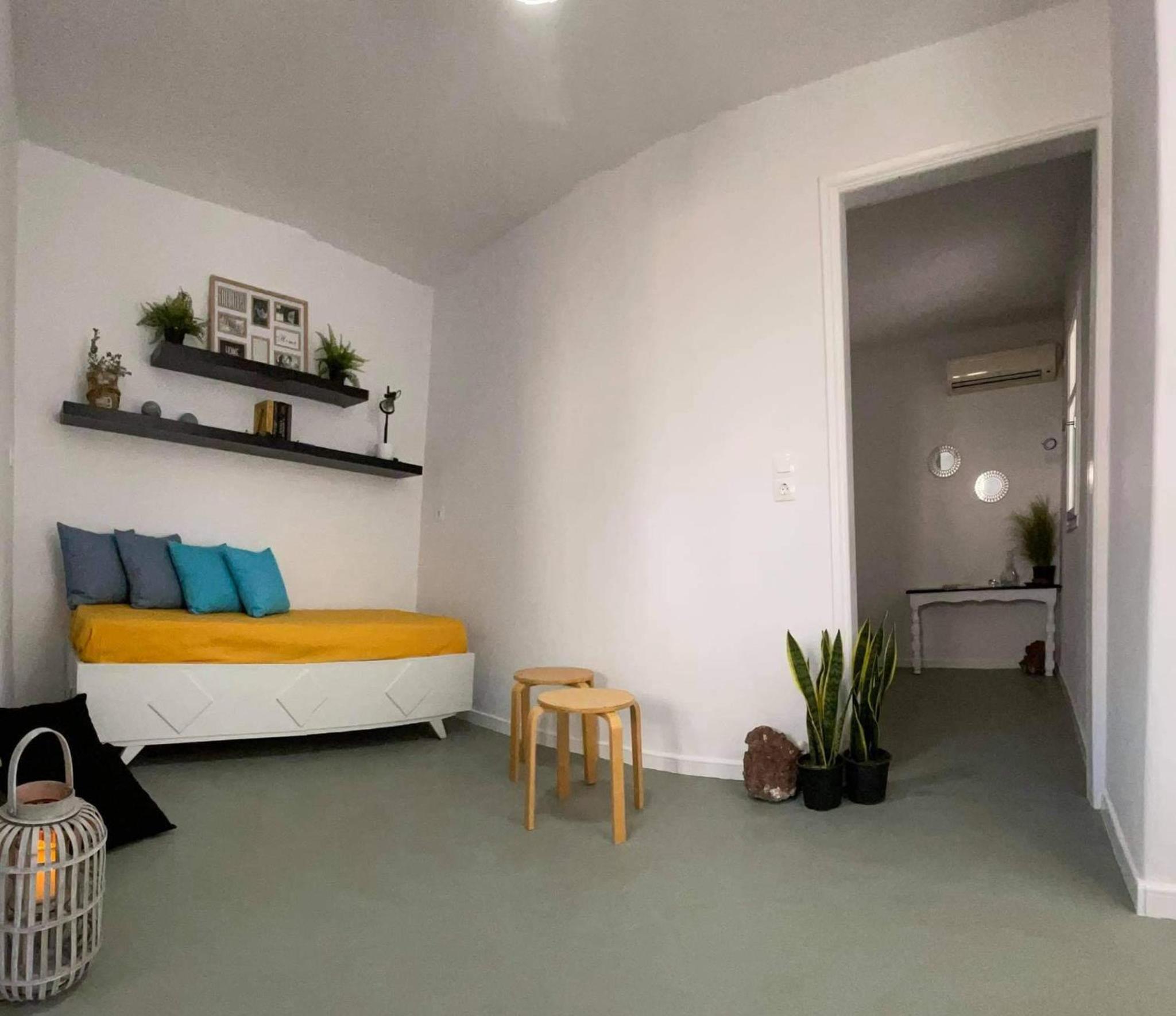 Two-Bedroom Apartment - Photo 18