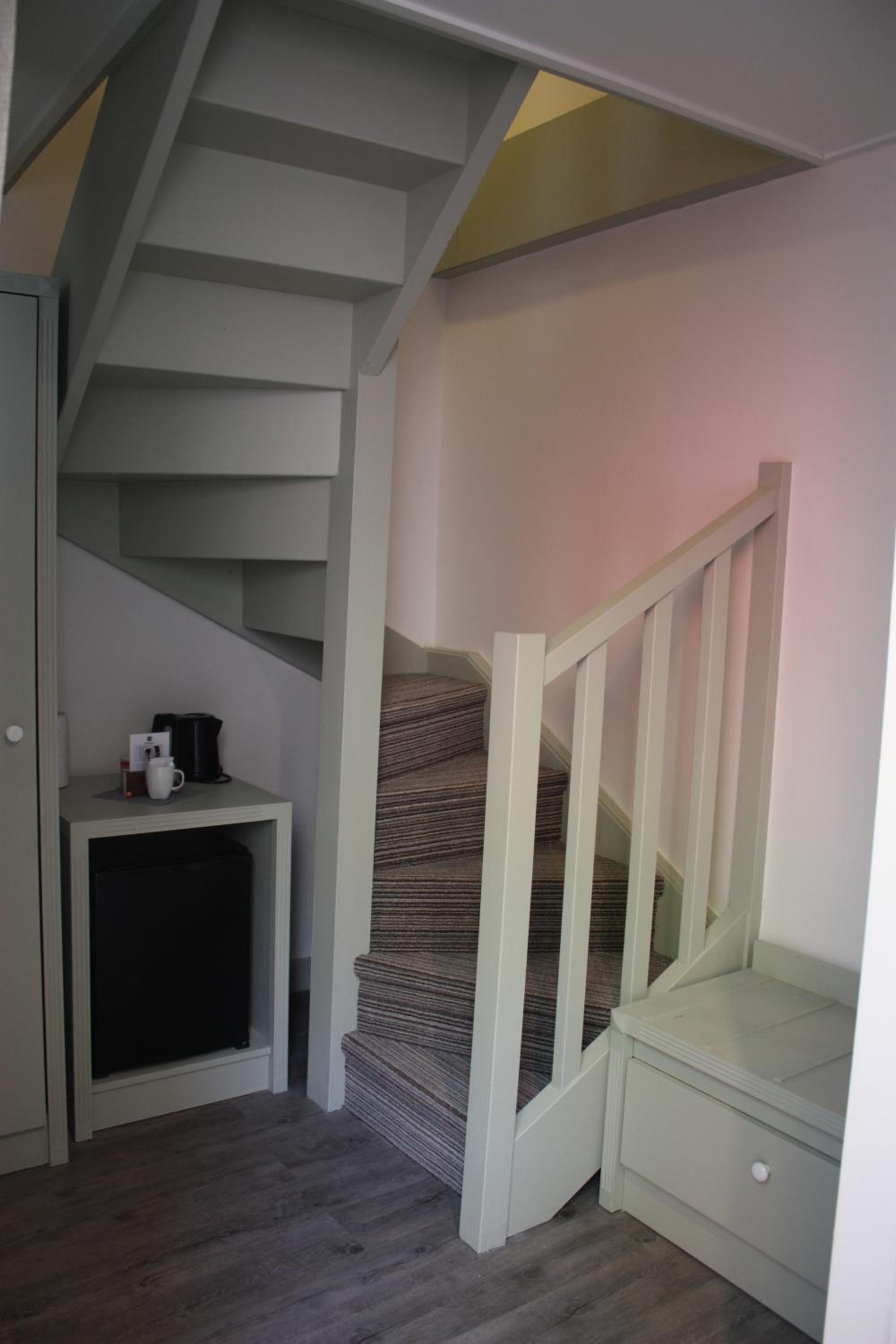 Classic Single Room