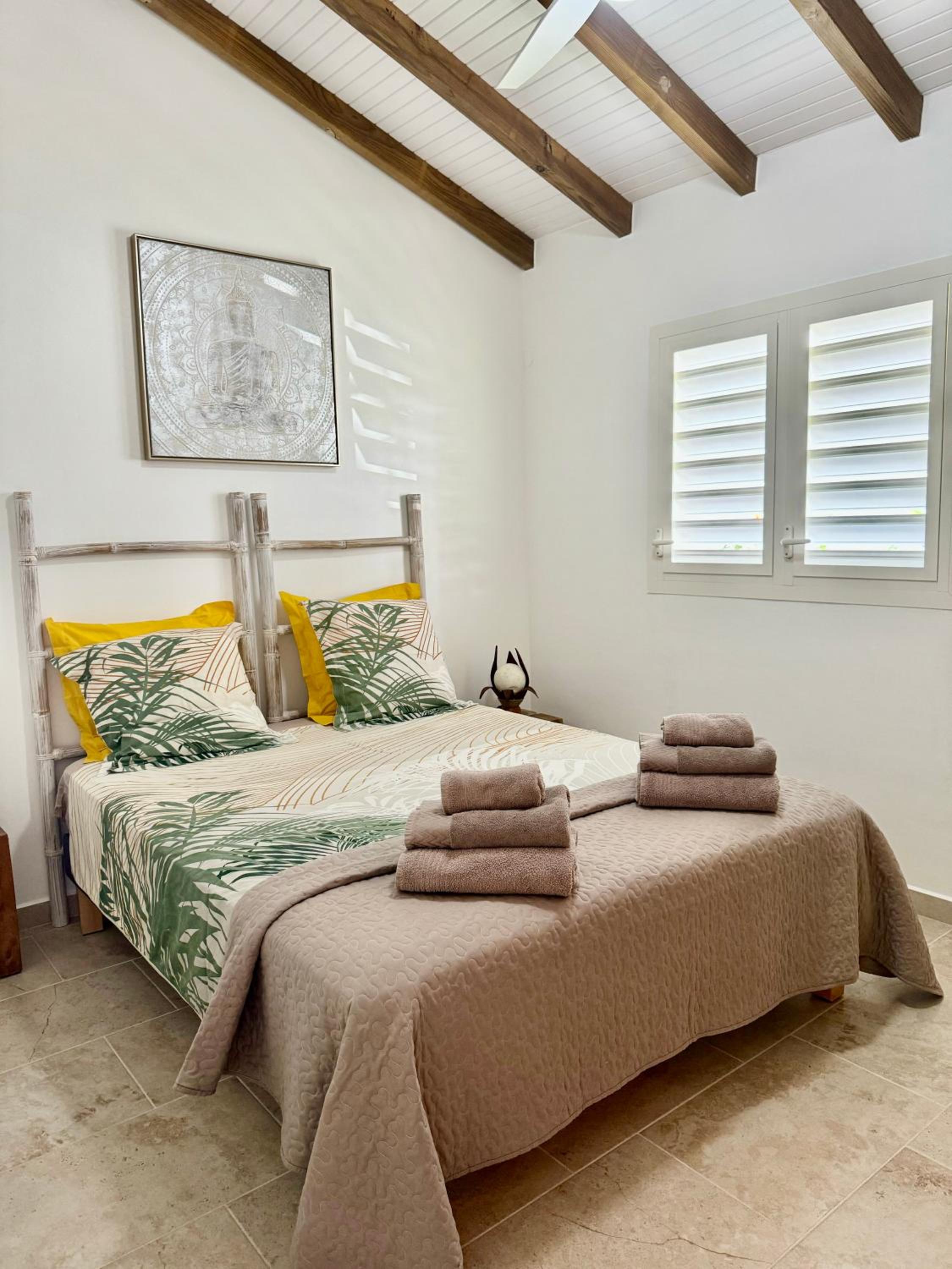 Two-Bedroom House photo 3