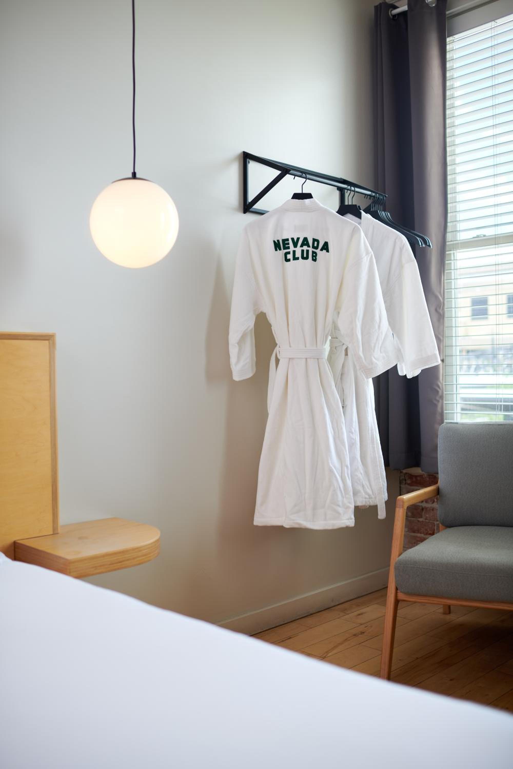 King Suite - Photo 7
