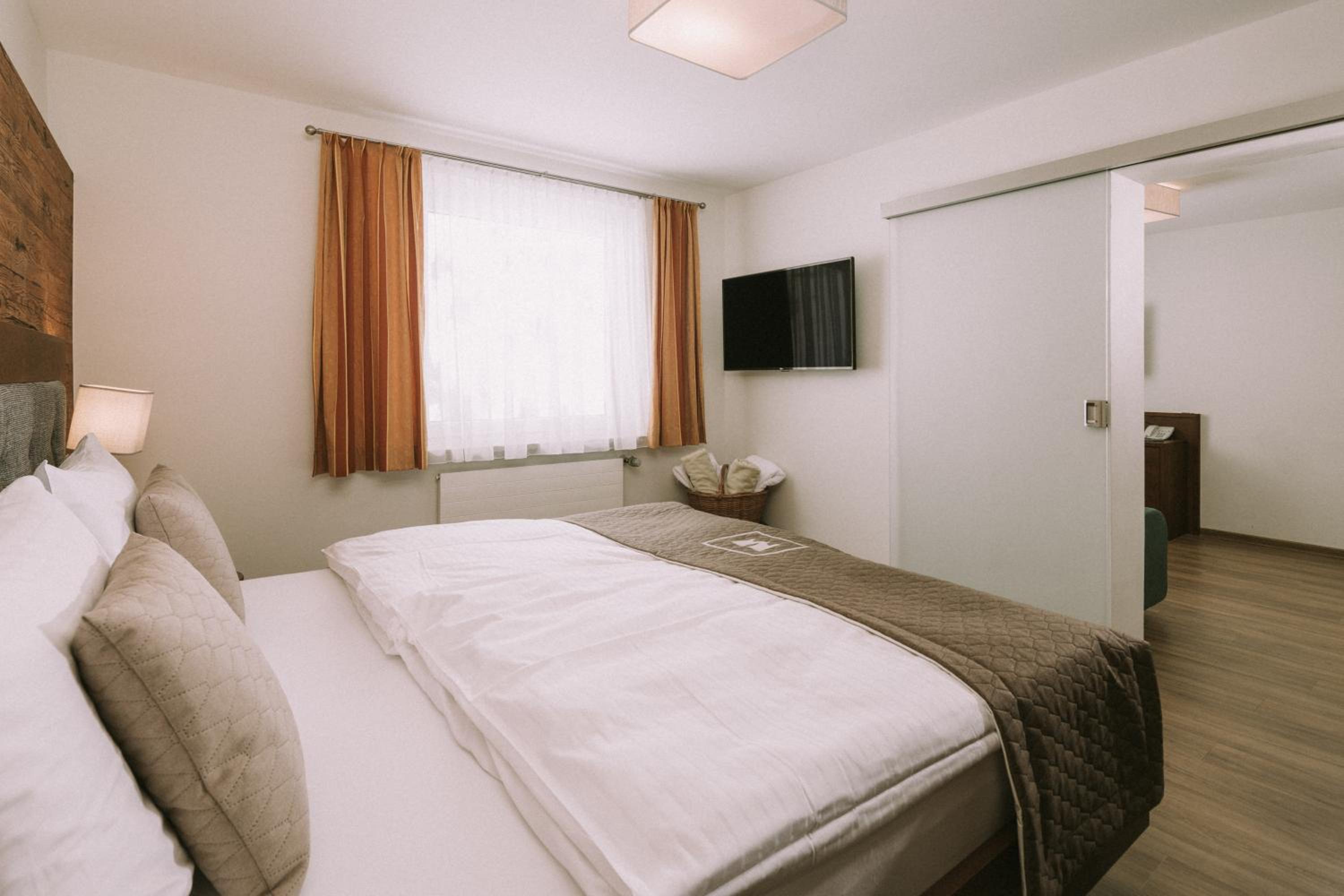 Two-Bedroom Suite photo 1