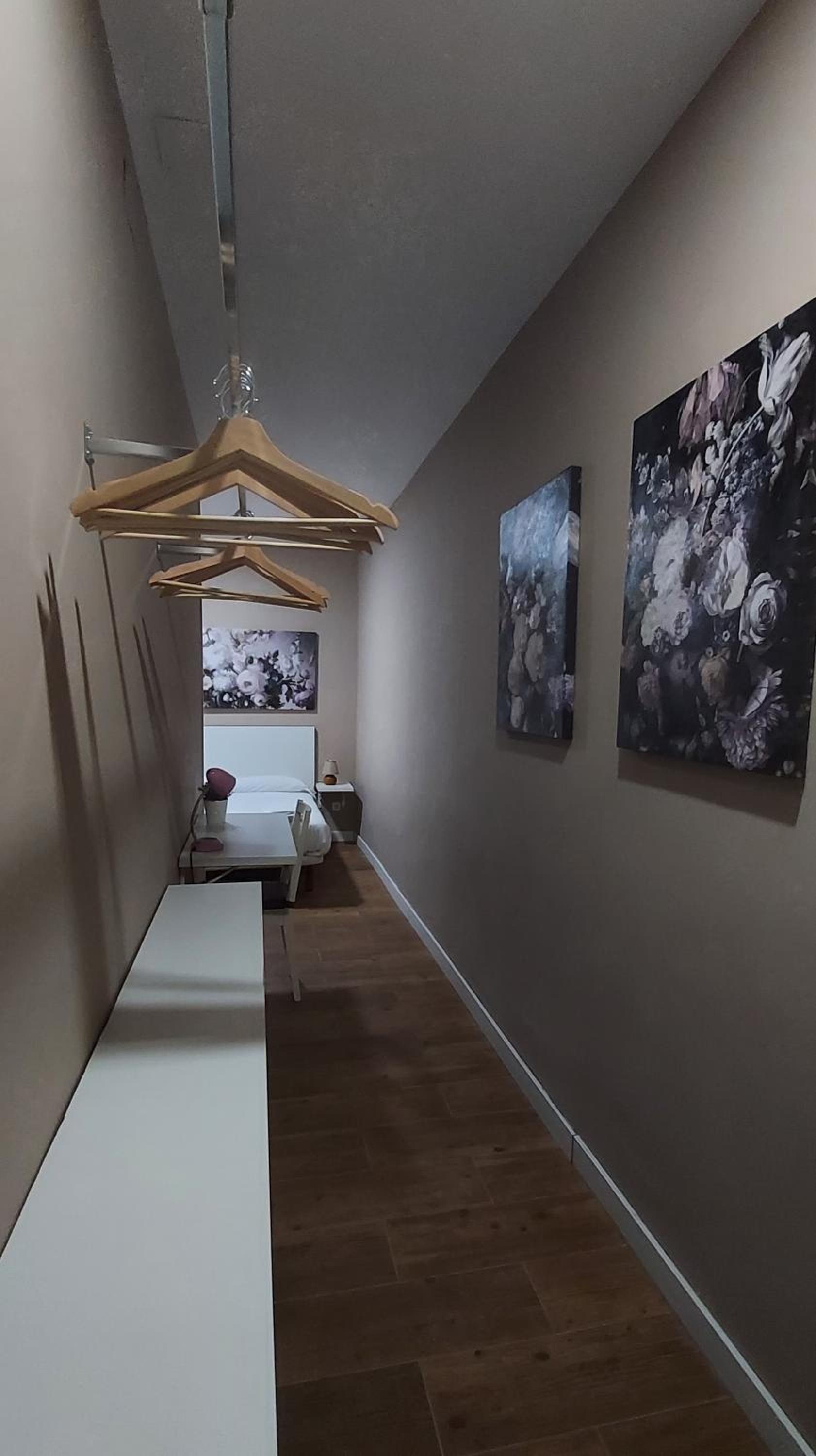 Double Room - Photo 4