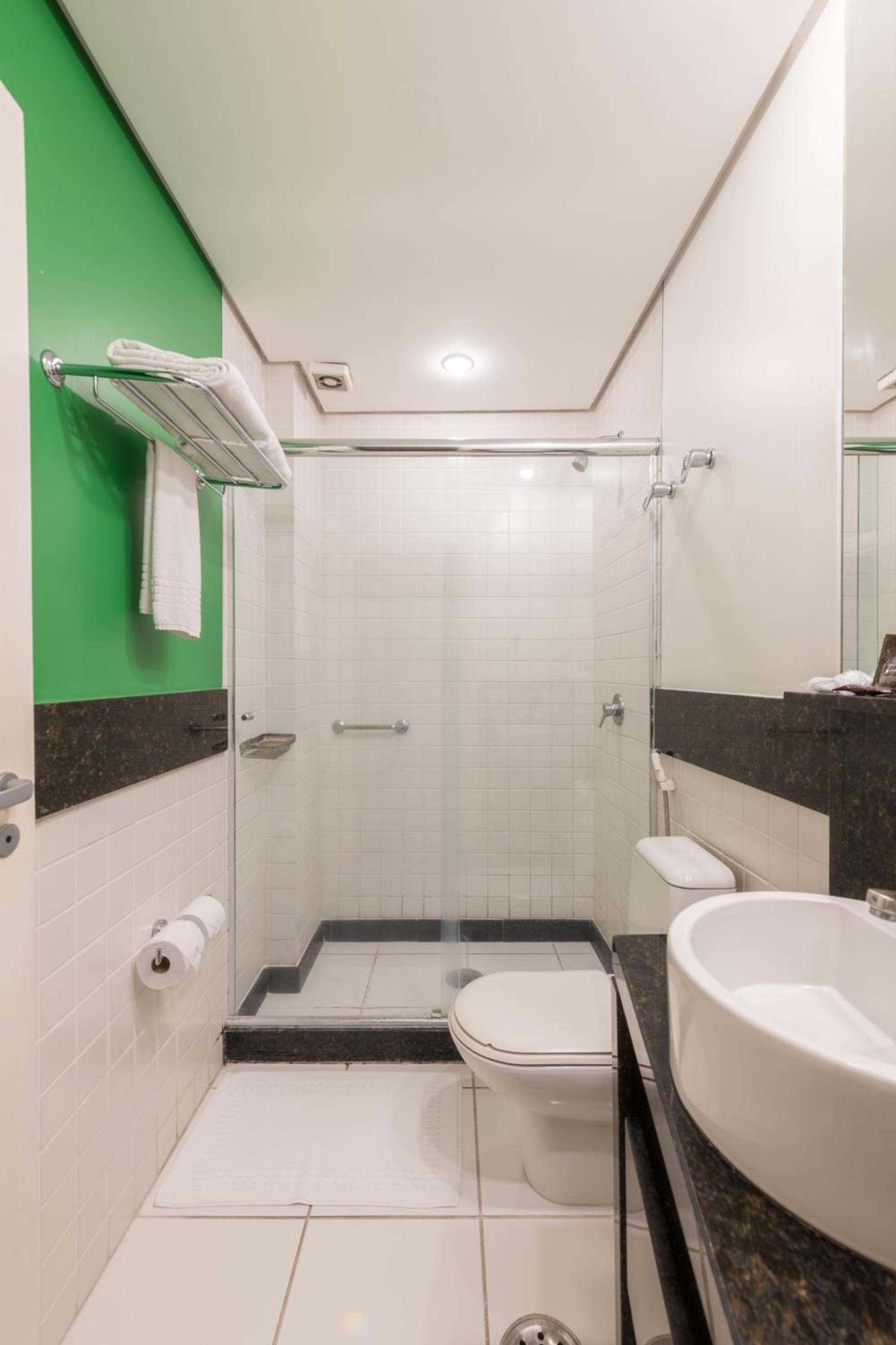 Standard Double Room - Photo 4