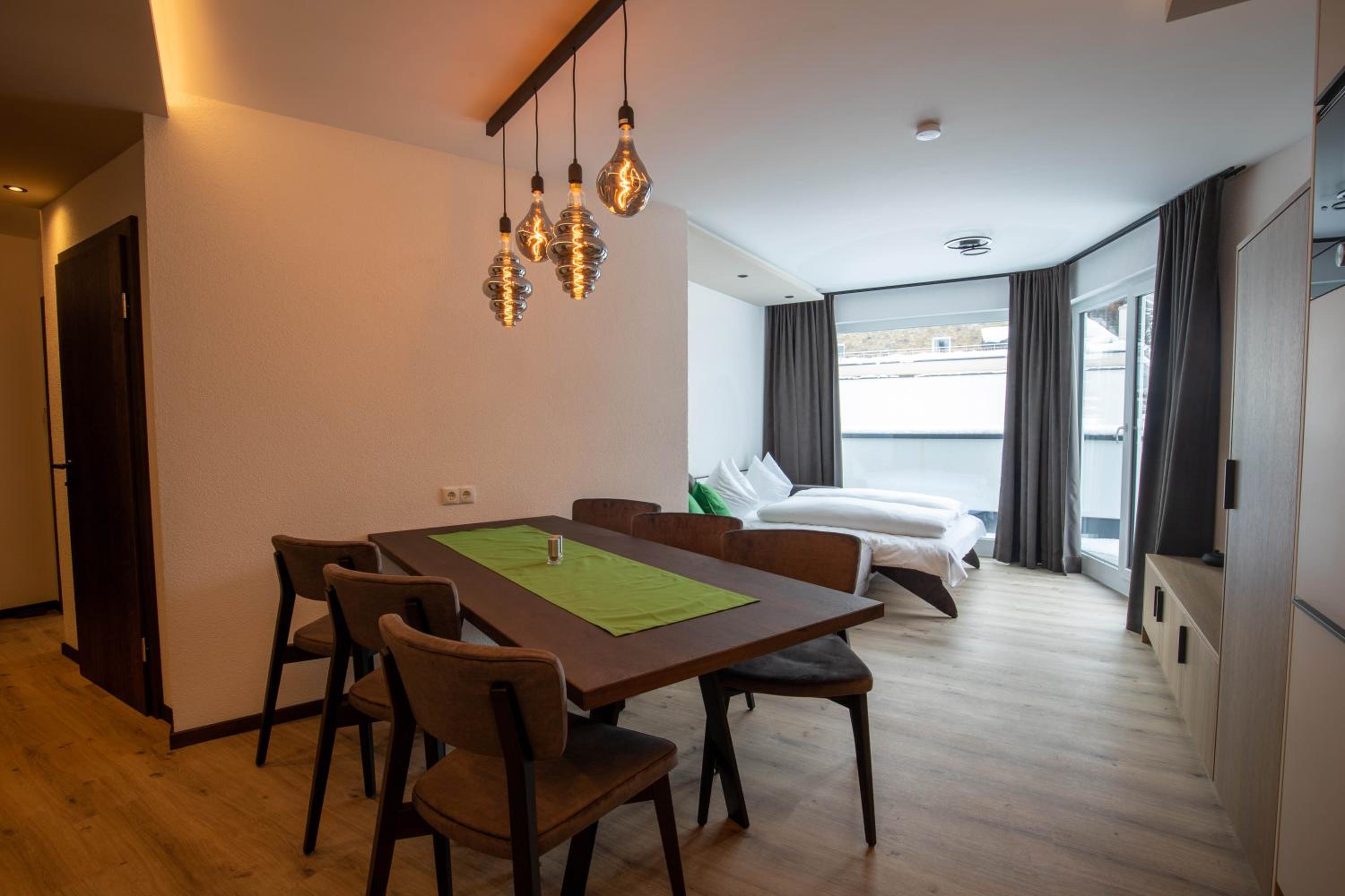 Two-Bedroom Apartment with Terrace photo 1