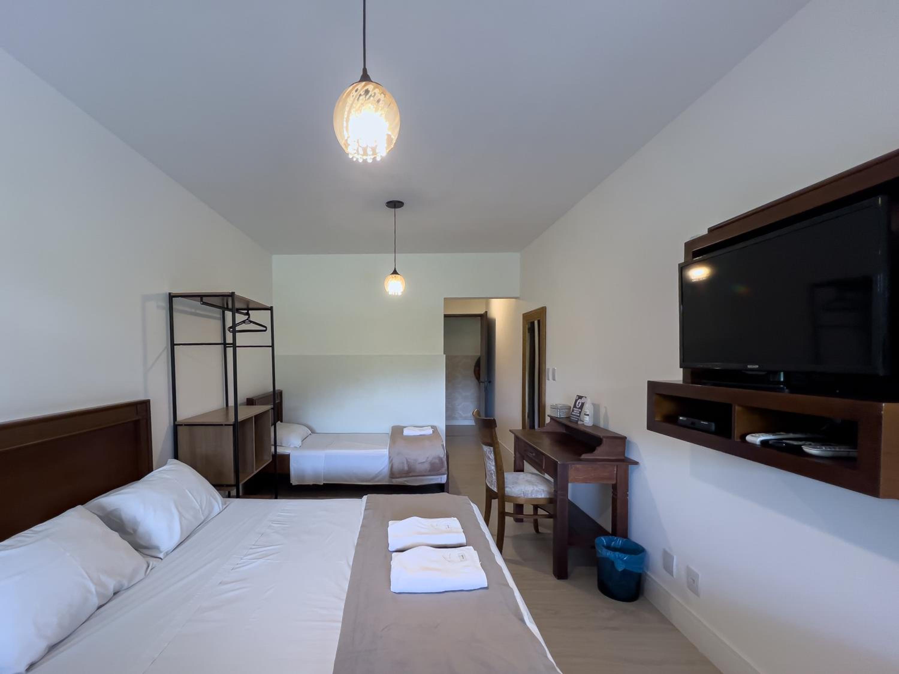 Standard Triple Room photo 3