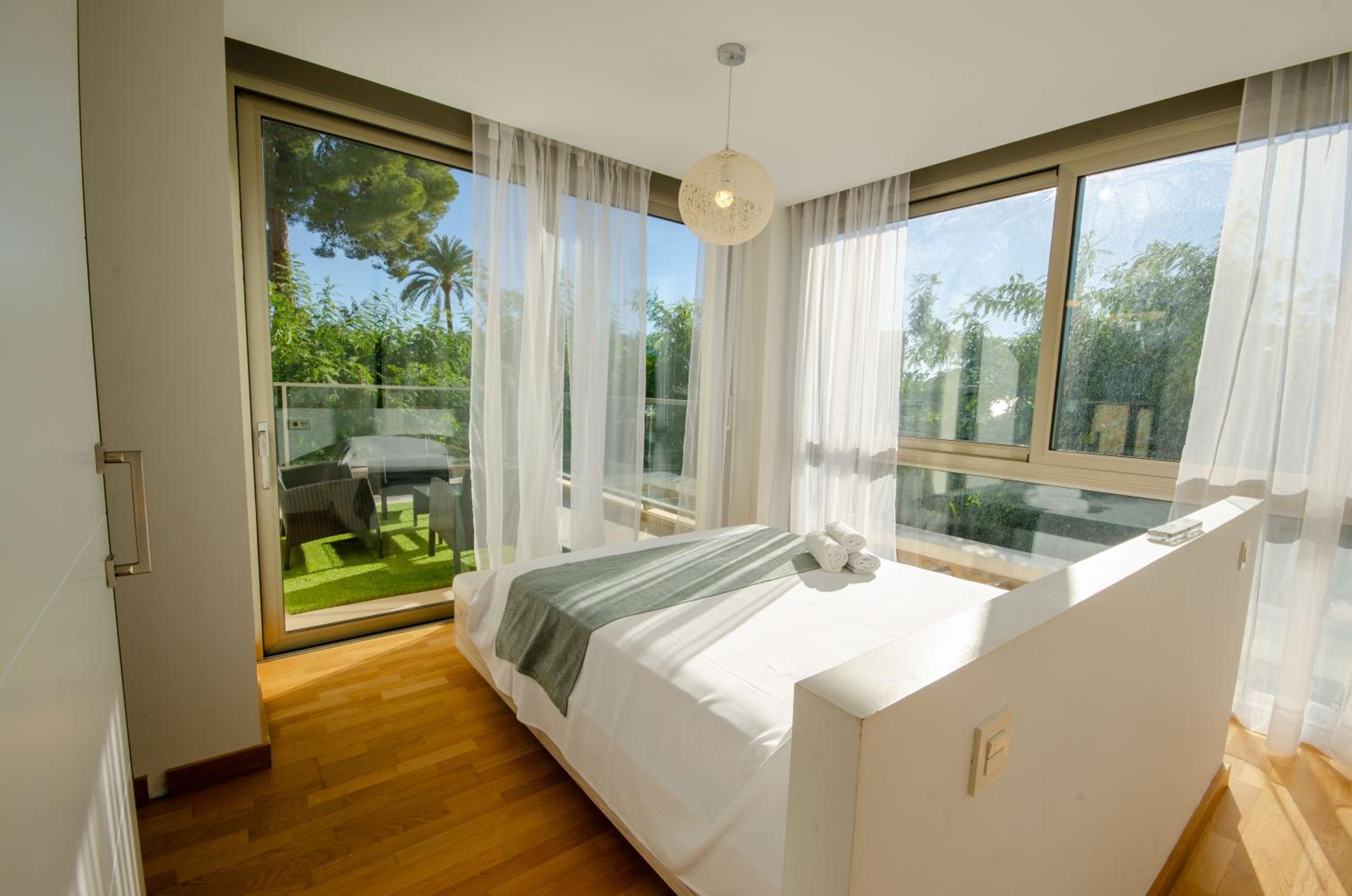 Villa de Tres Habitaciones