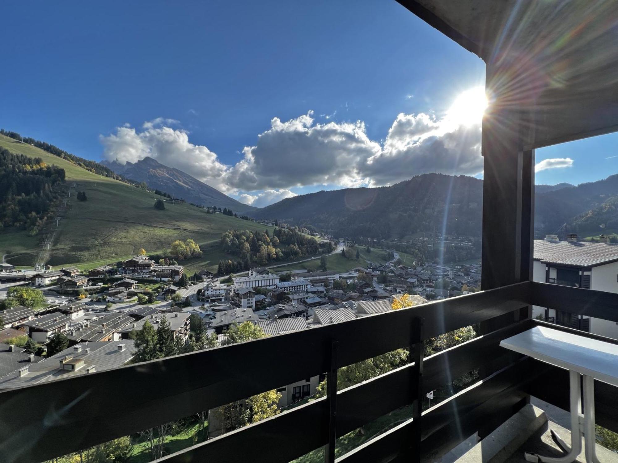 Studio with Mountain View
