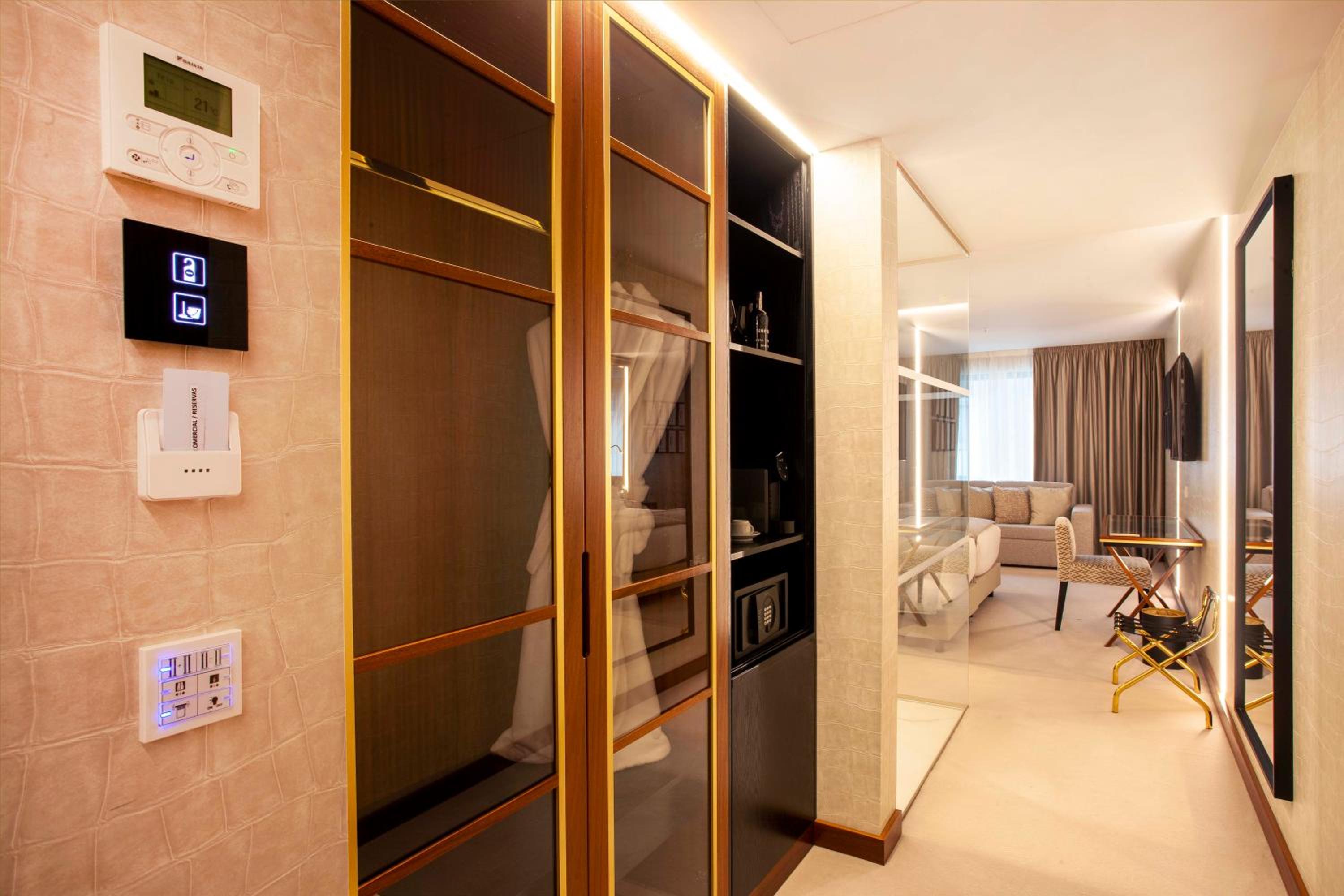Premium Double Room - Photo 5