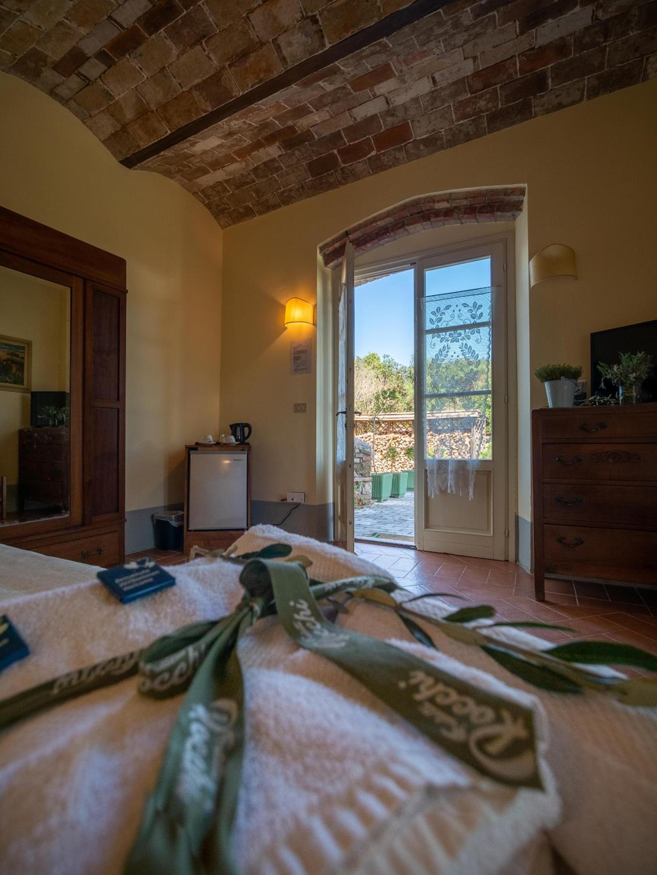King Room with Garden View
