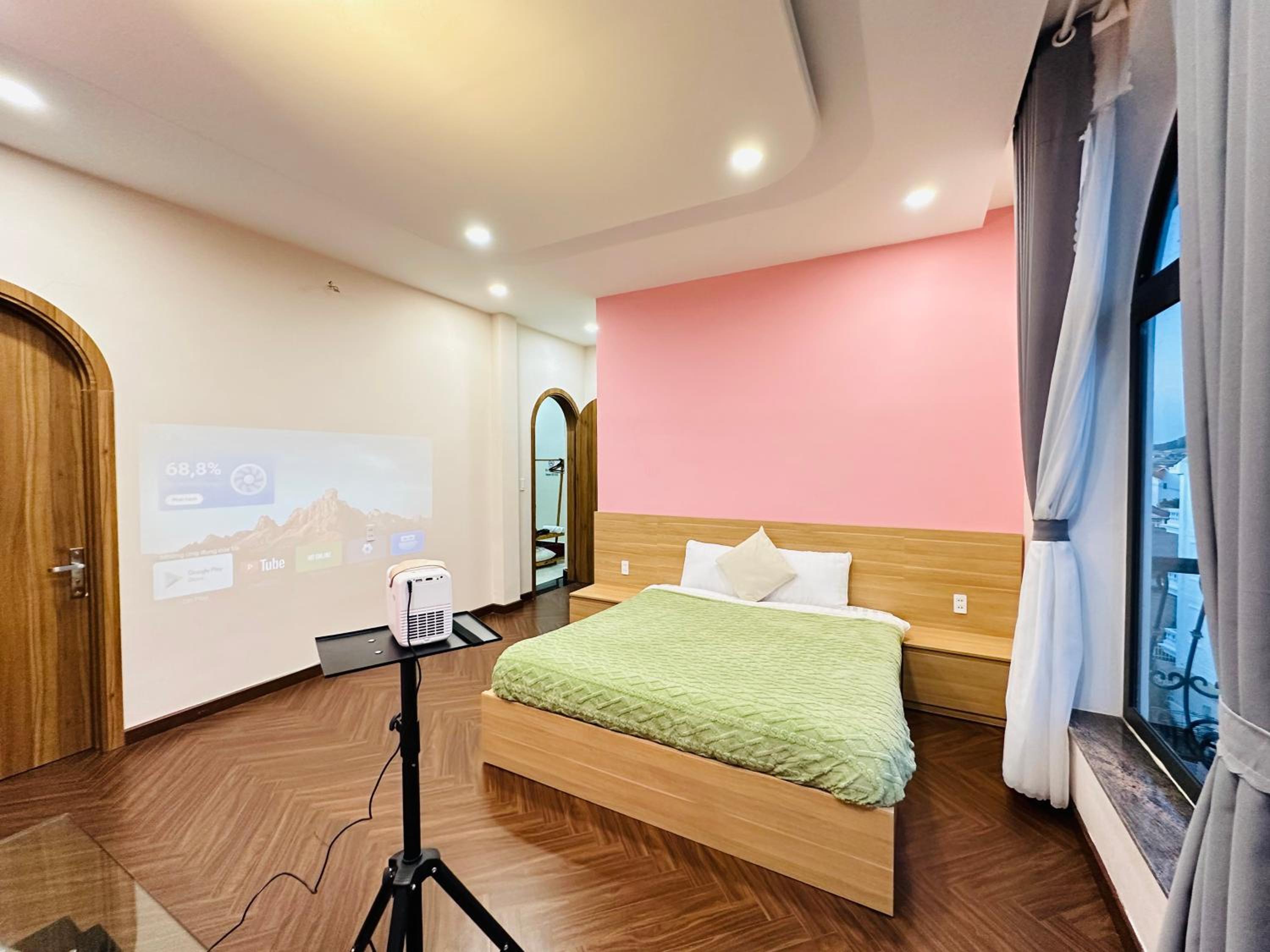Superior King Room - Photo 4