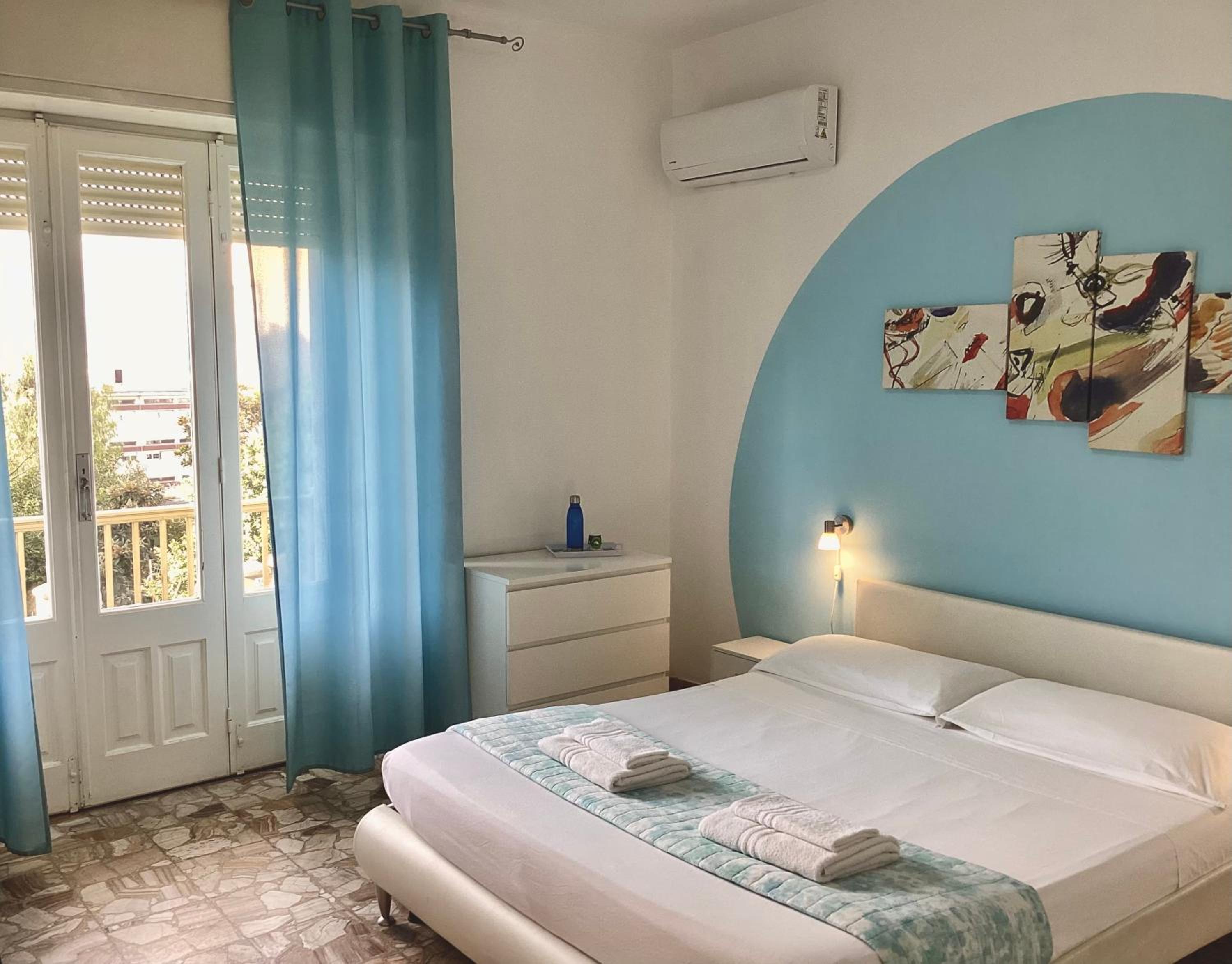 Double Room with Shared Bathroom