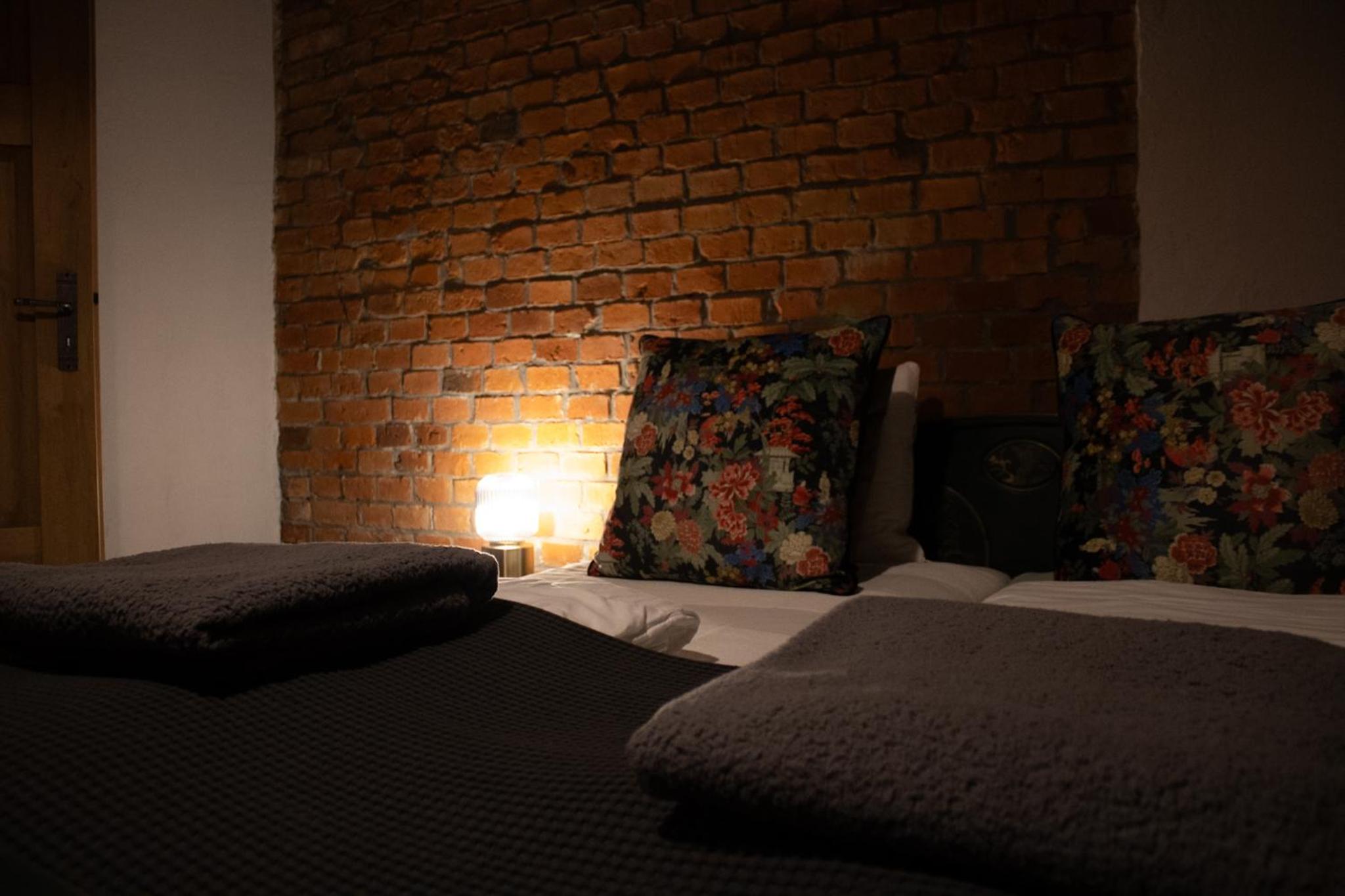 Quadruple Room with Private Bathroom photo 2
