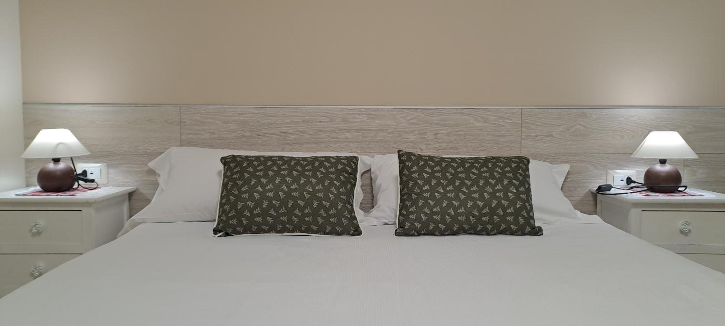 Double Room - Photo 5