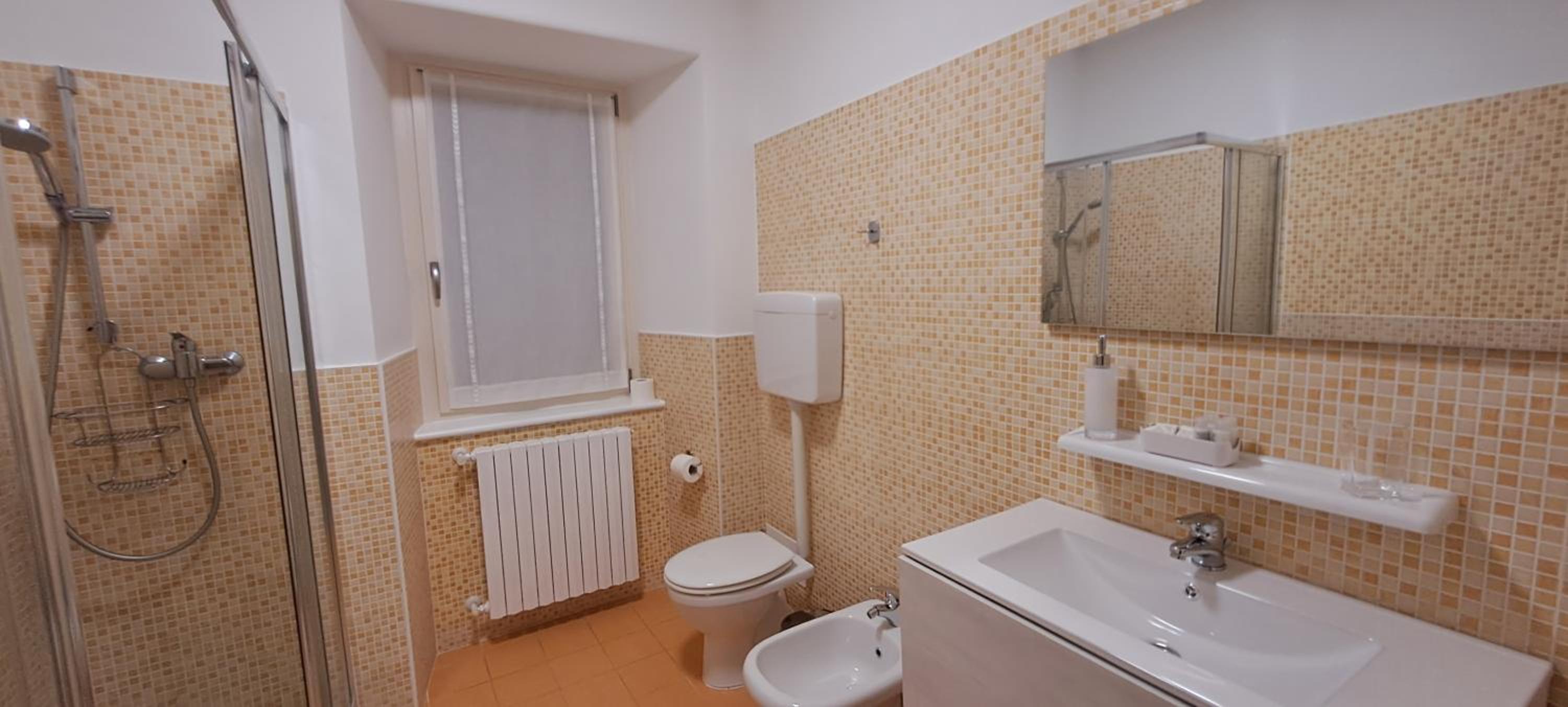 Basic Triple Room - Photo 3