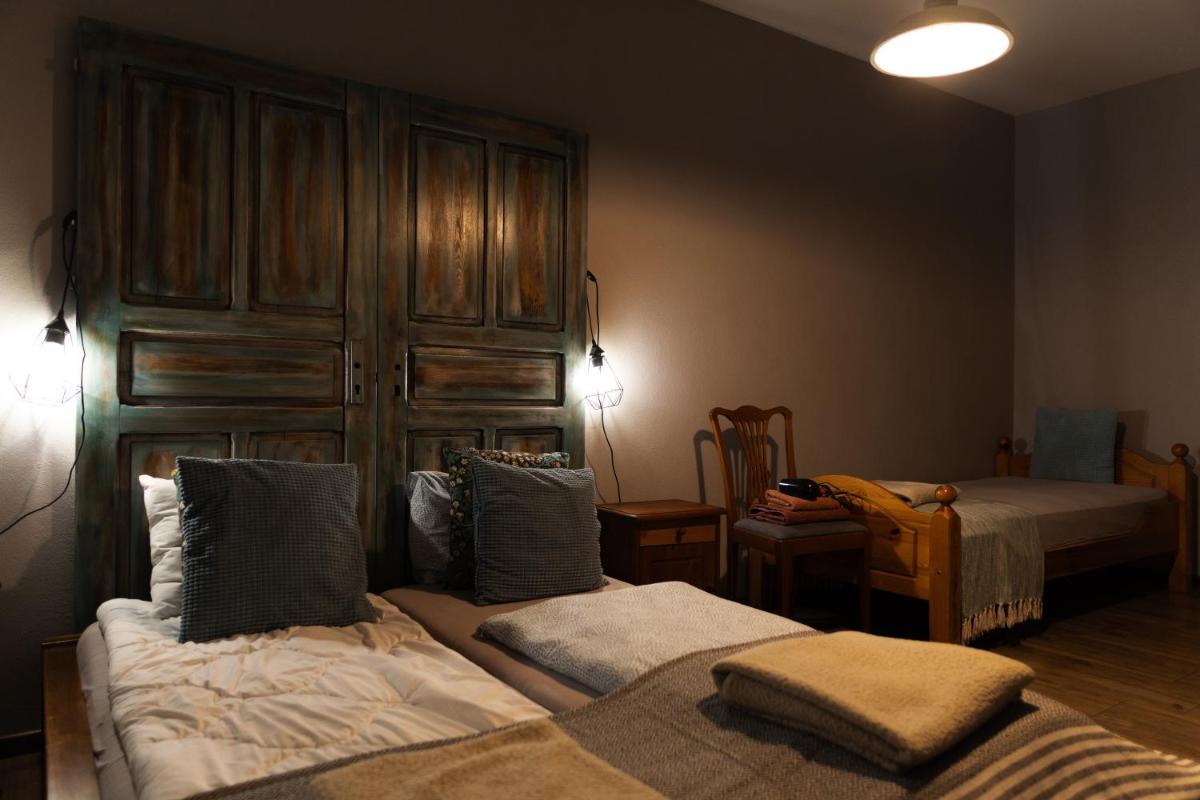 Triple Room with Private Bathroom photo 3