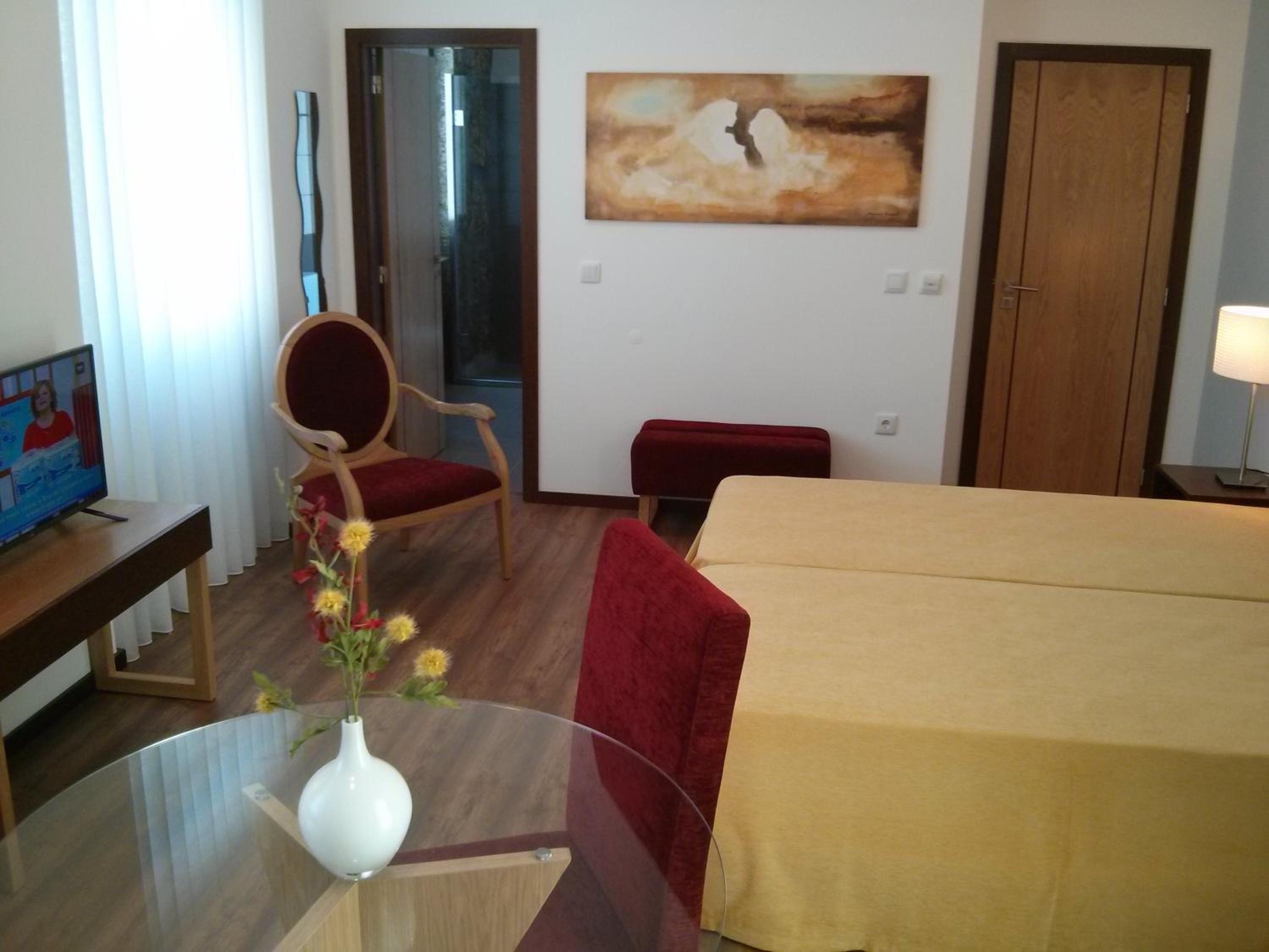 Suite with Mountain View - Photo 1