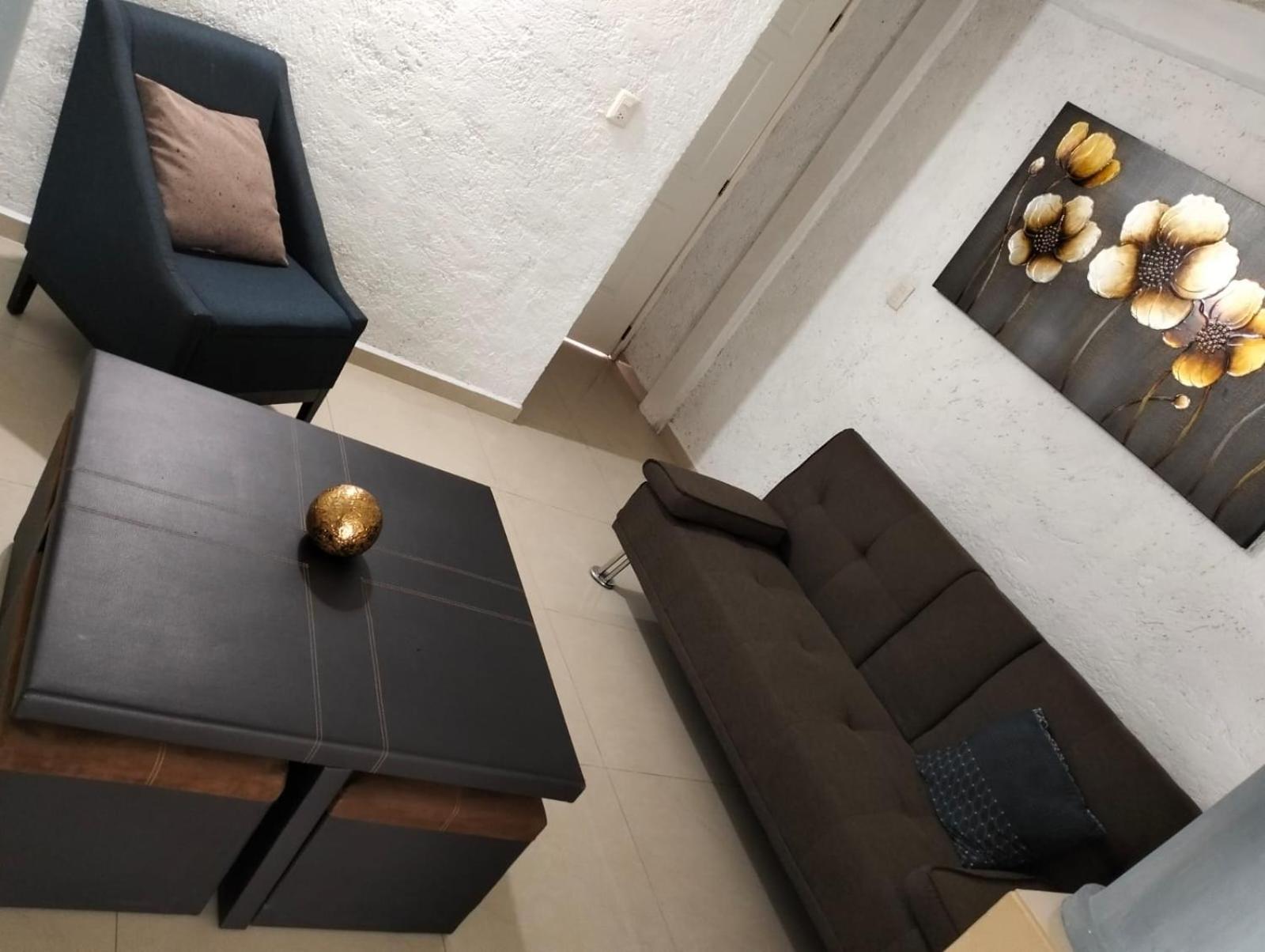 Standard Suite - Photo 15