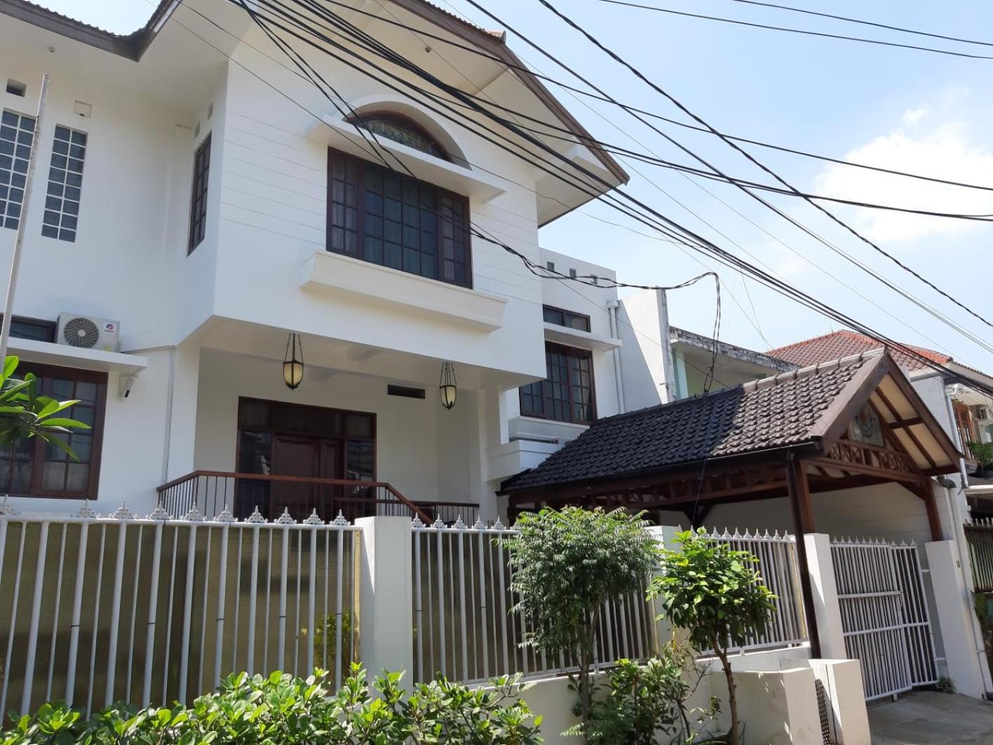 Villa photo 2