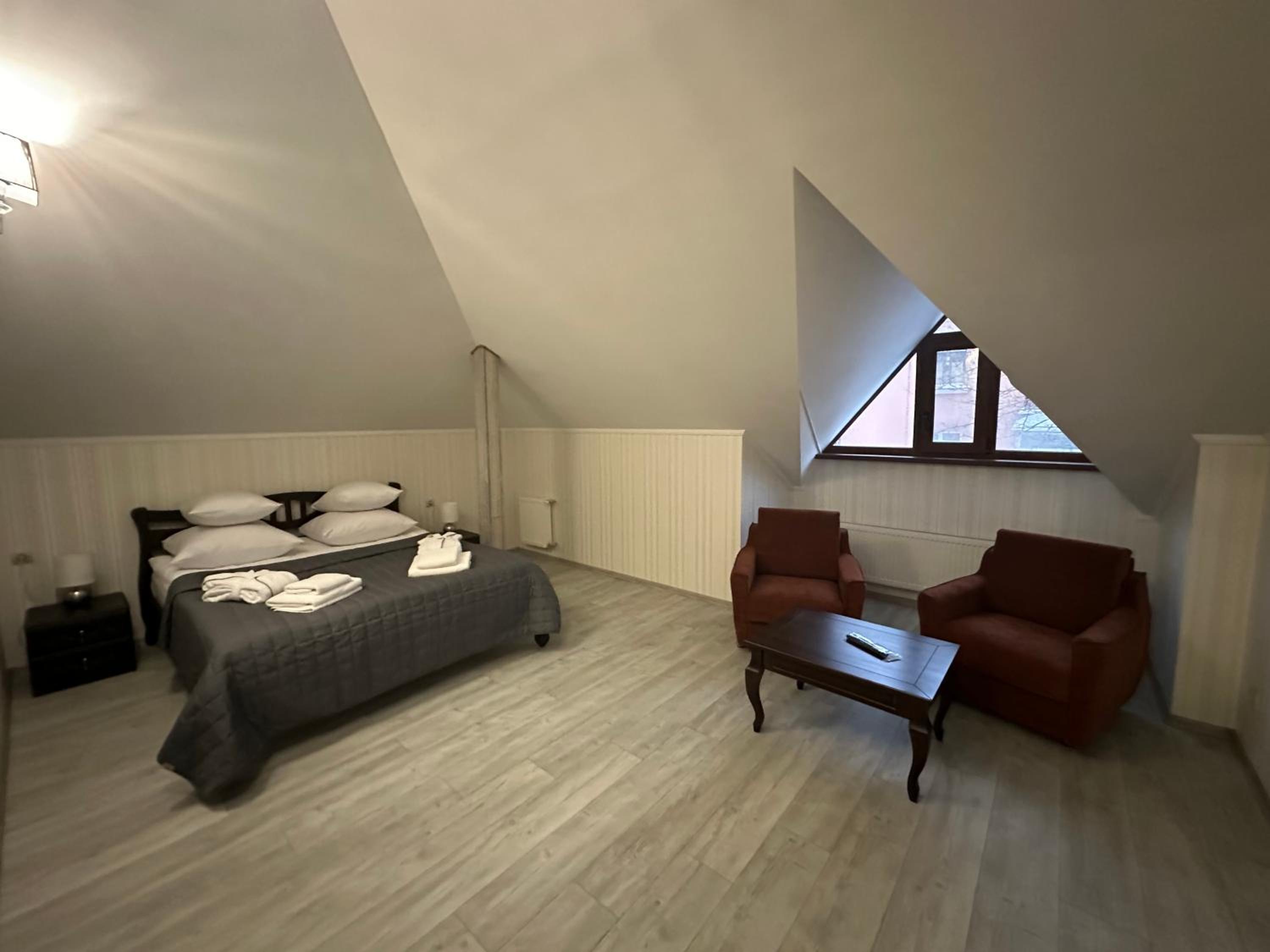Luxury Triple Room photo 3