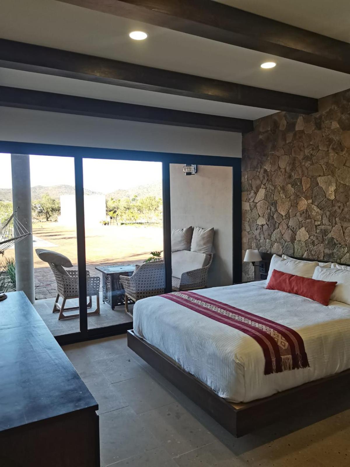 King Room with Mountain View photo 1