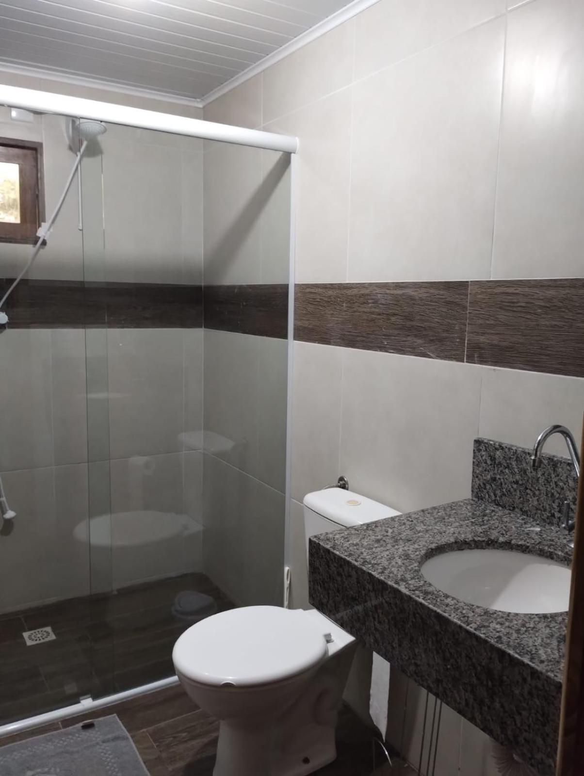 Deluxe Double Room (2 Adults + 1 Child) photo 2