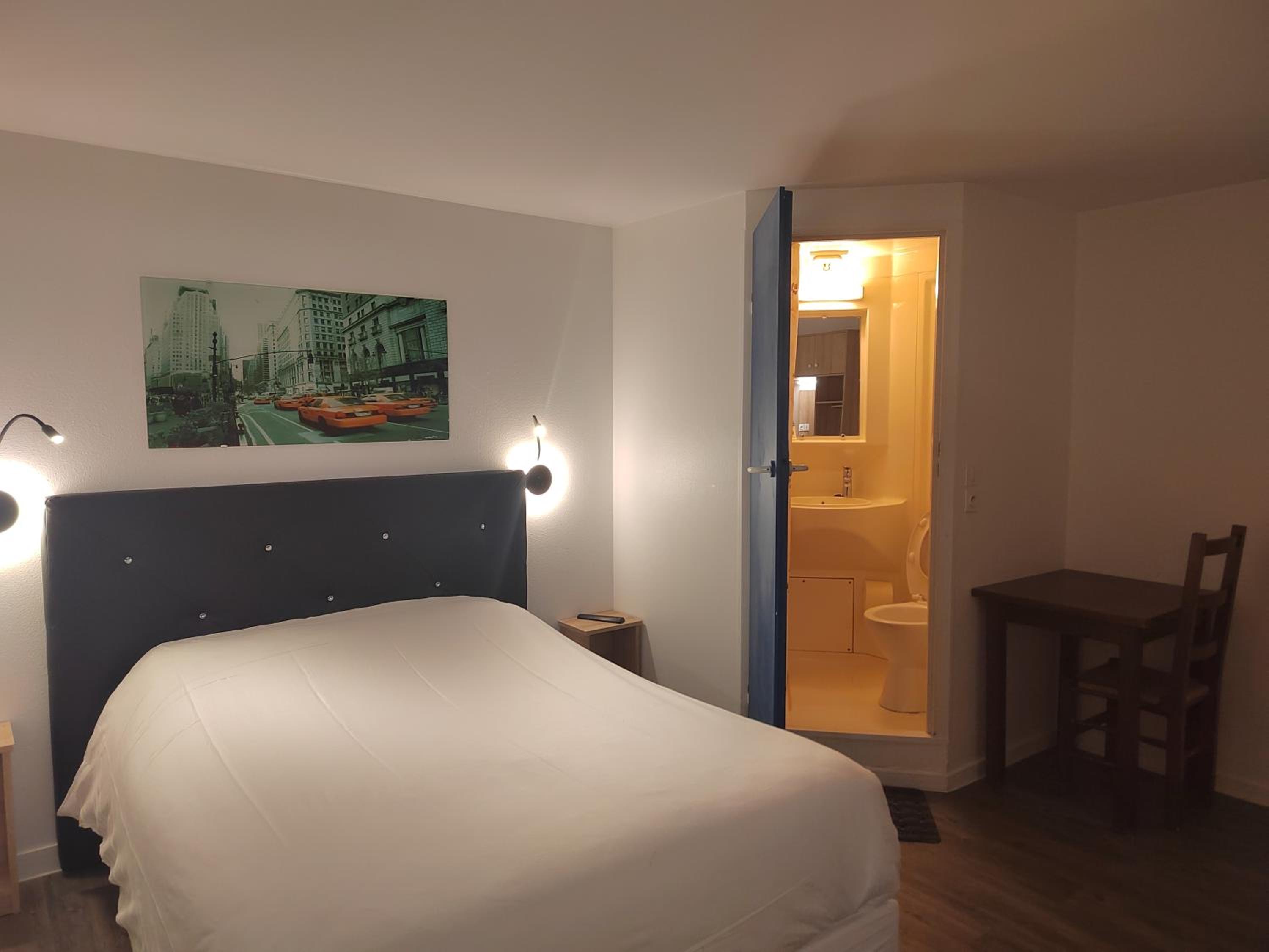 Superior Double Room - Photo 2