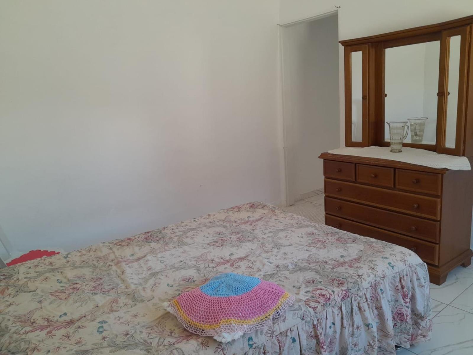 Two-Bedroom House photo 2