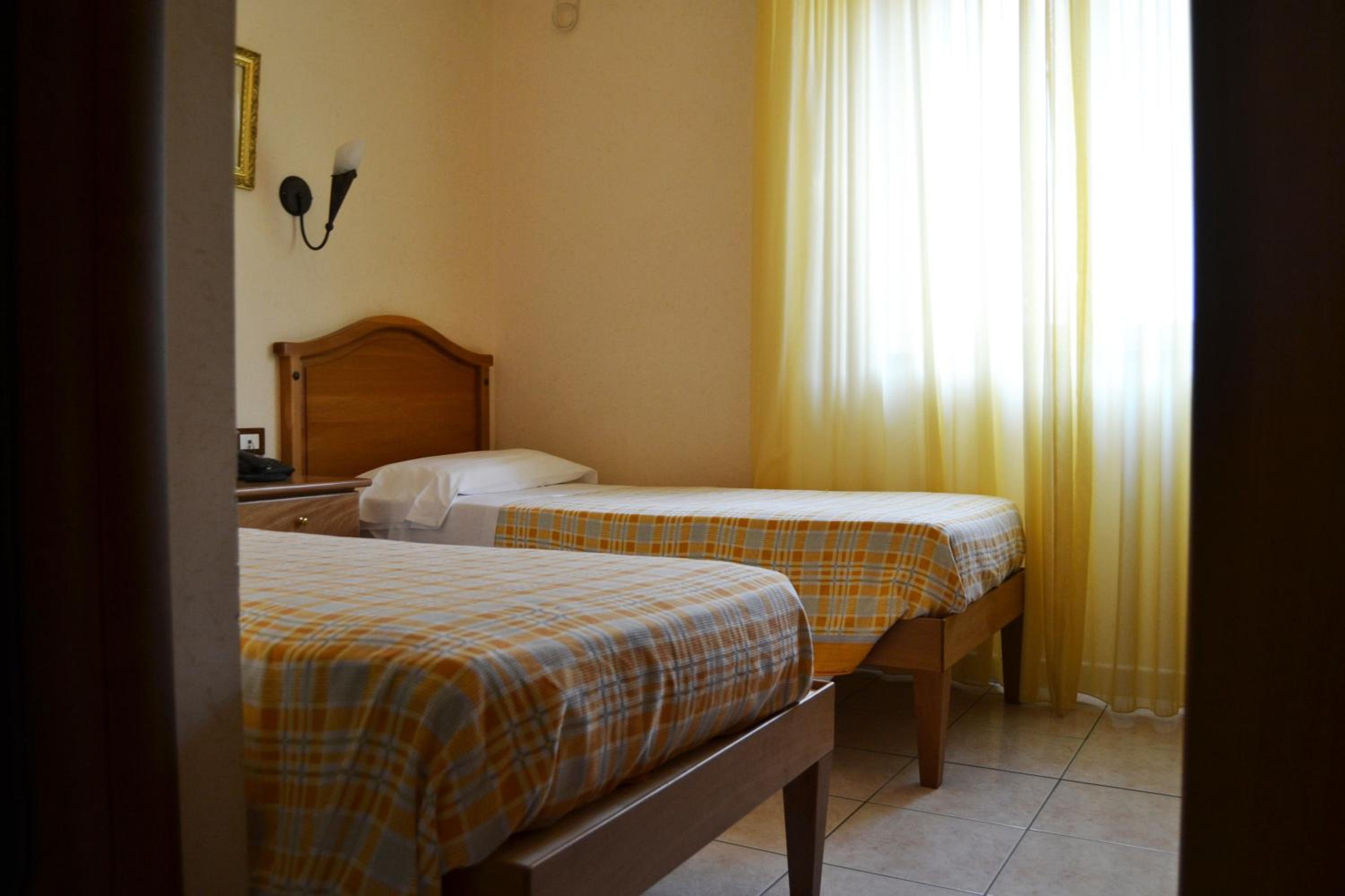 Twin Room photo 2