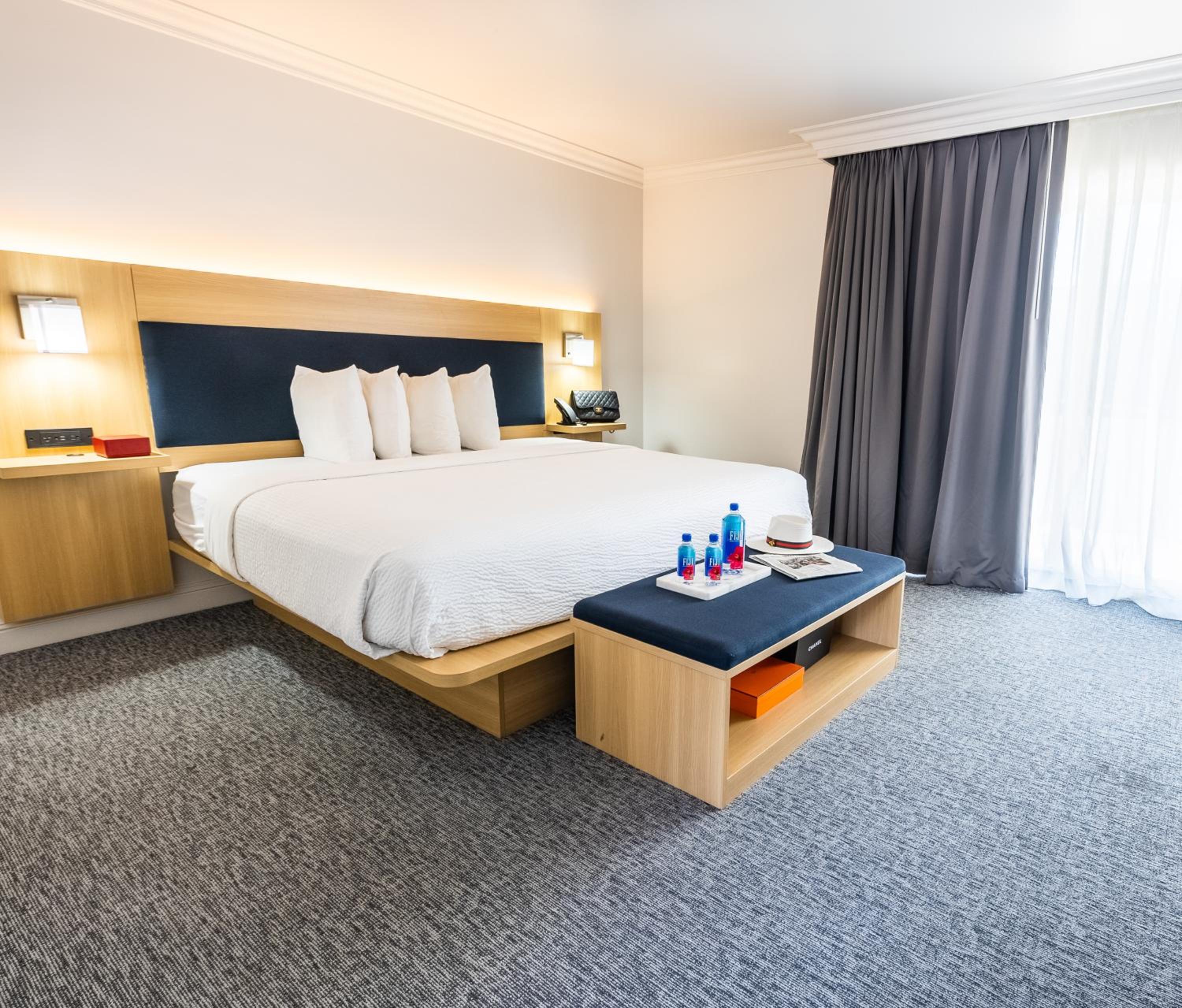 Deluxe 1 King Bed, Pet Friendly
