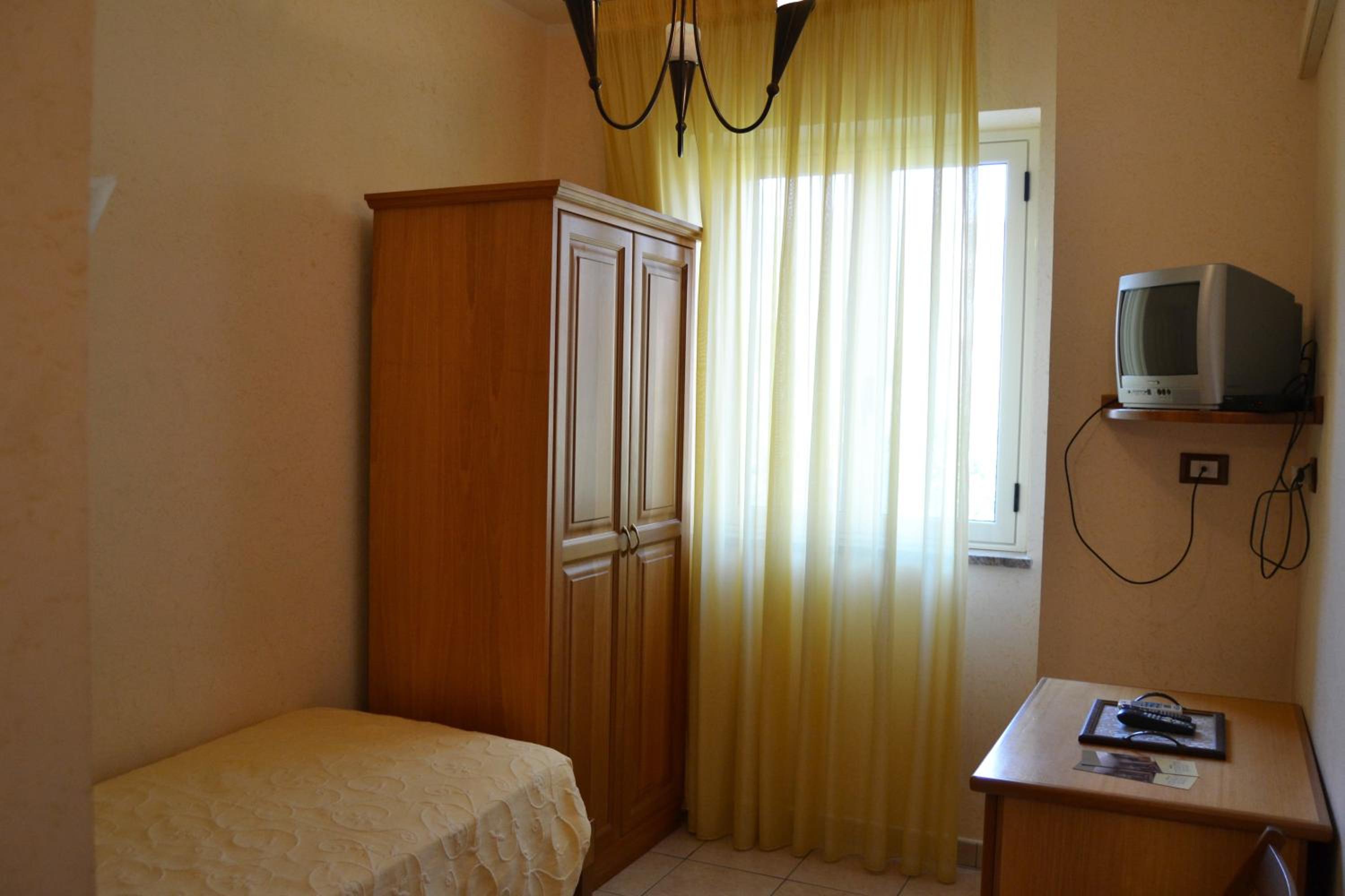 Single Room photo 1