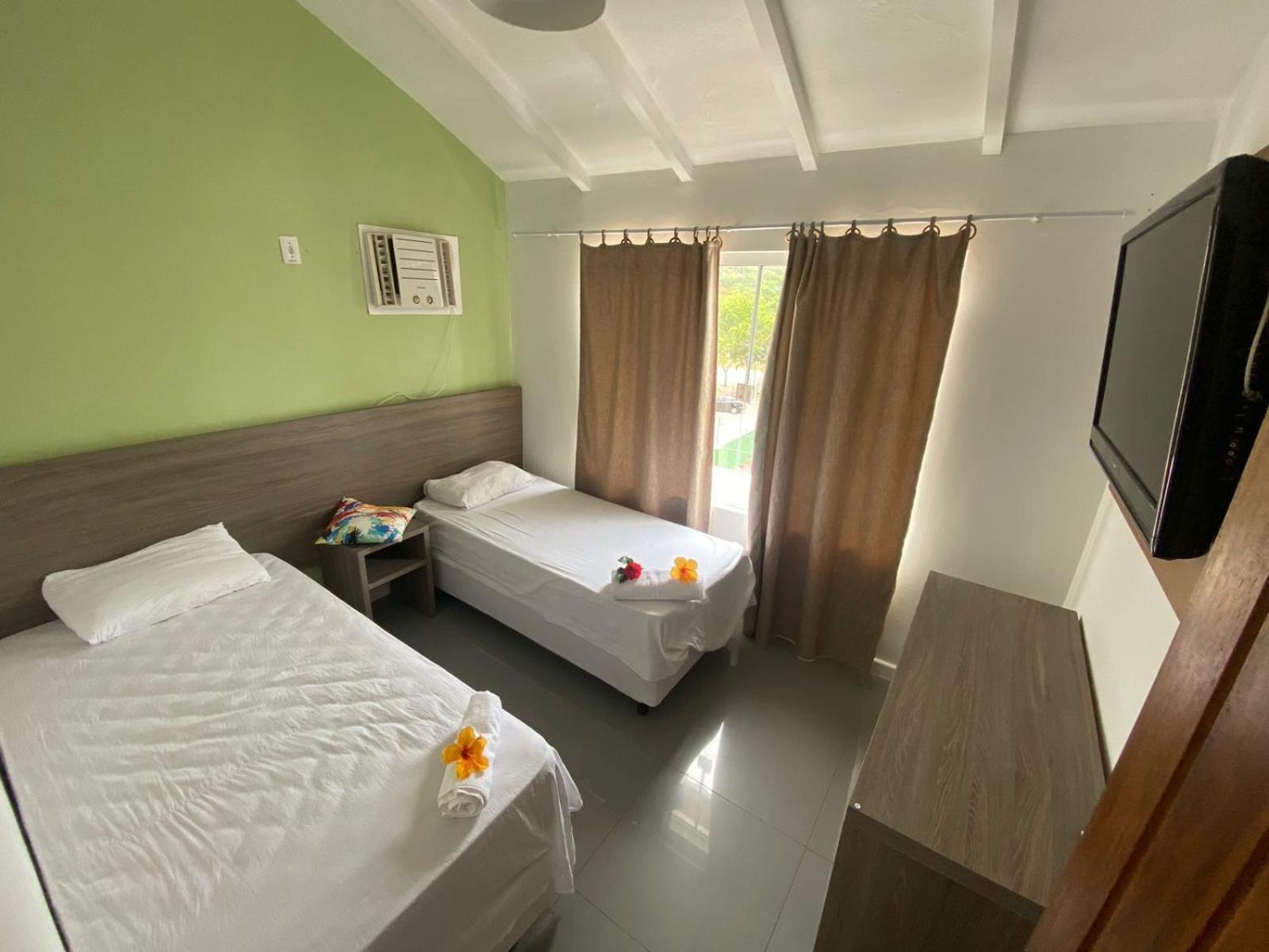 Queen Suite with Pool View - Photo 1