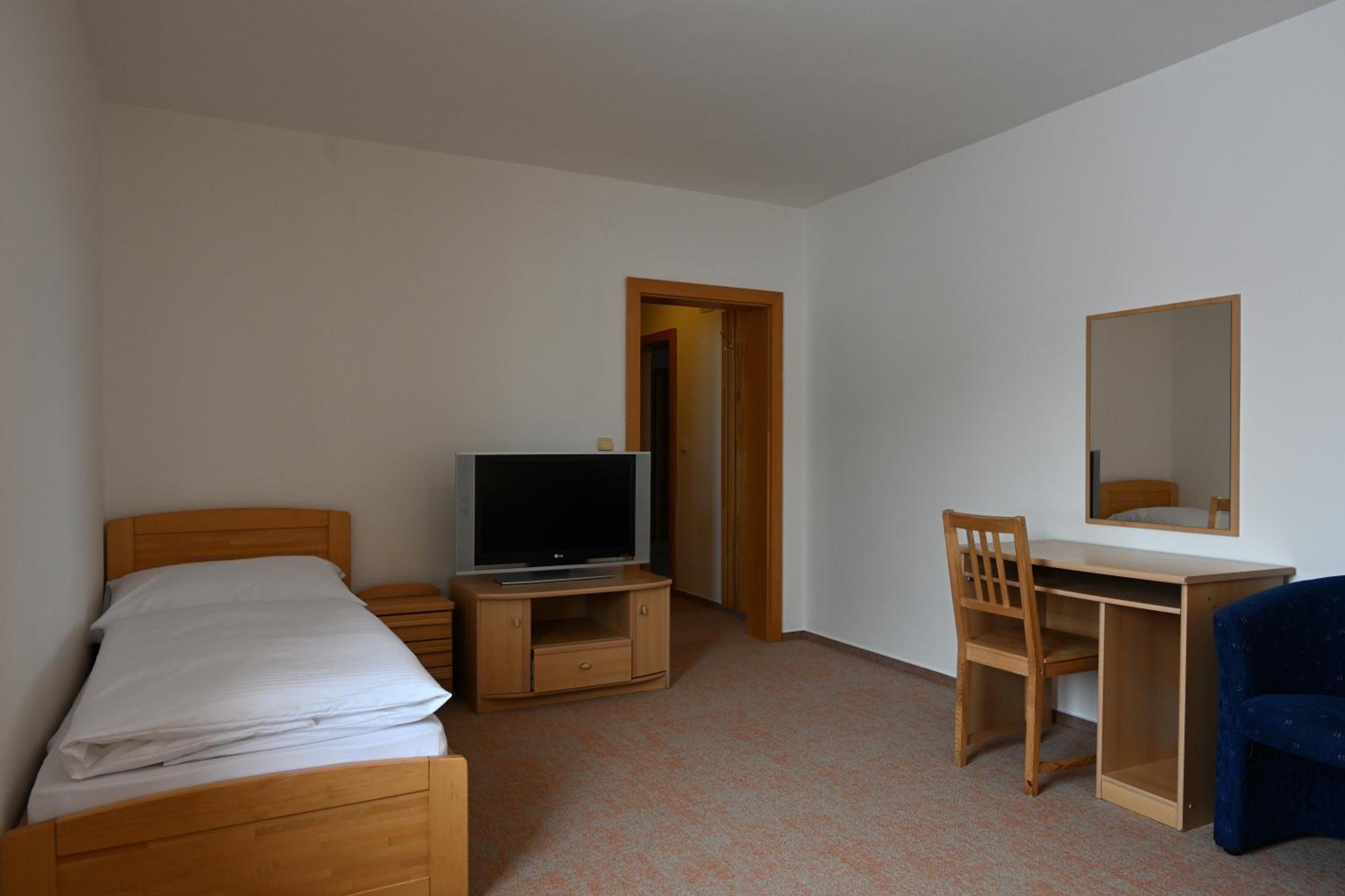Triple Room photo 3