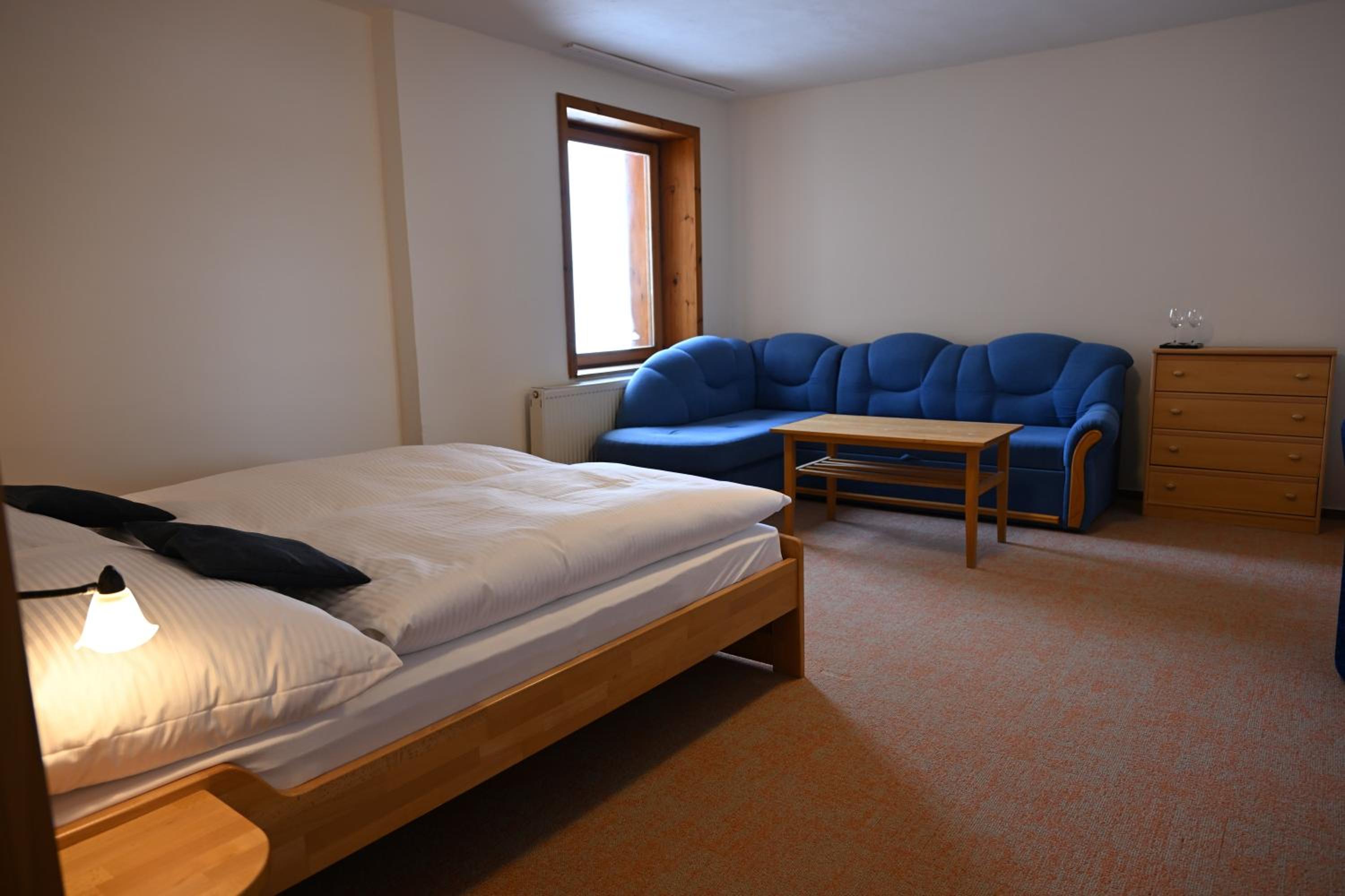 Family Room photo 3