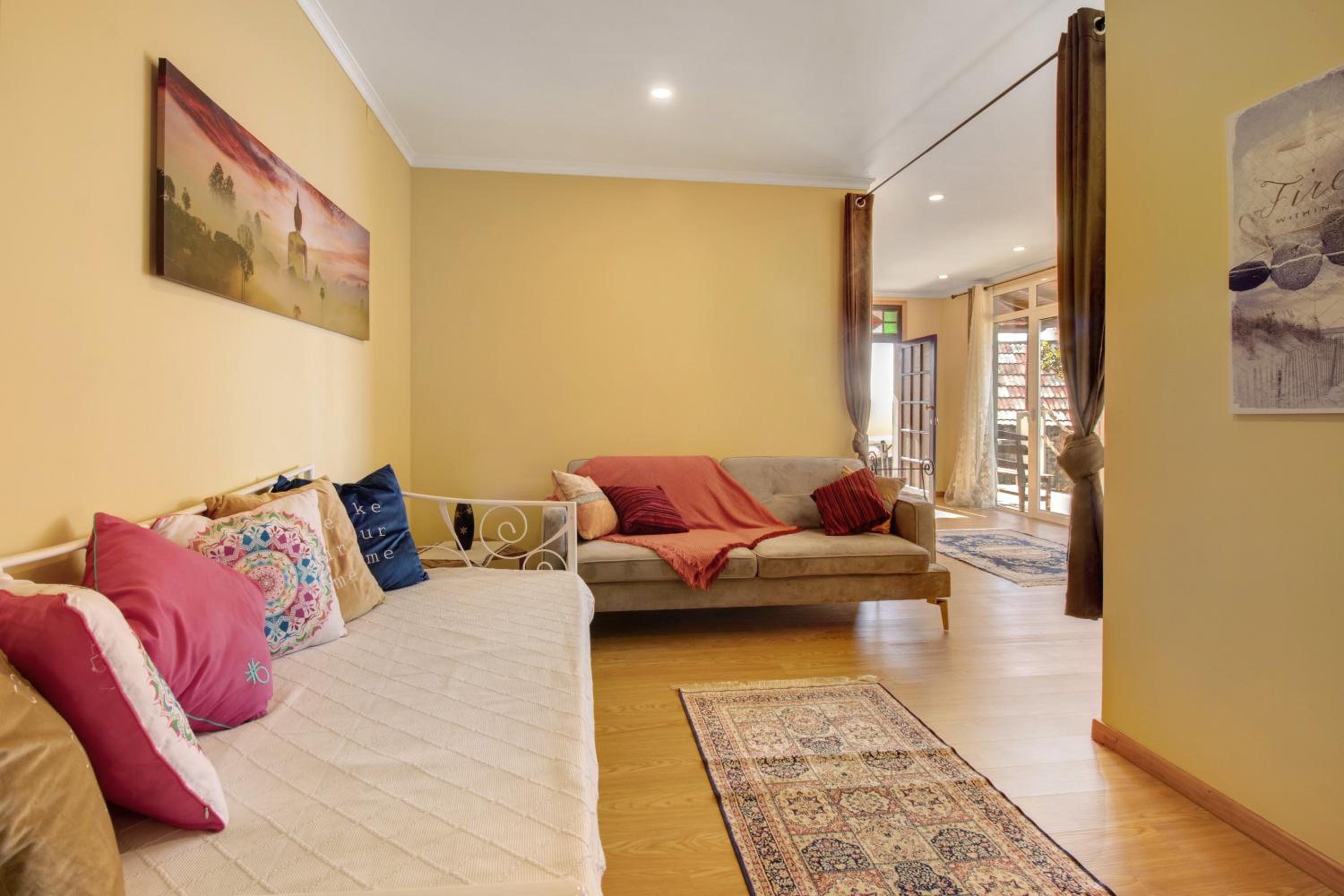 One-Bedroom House photo 1