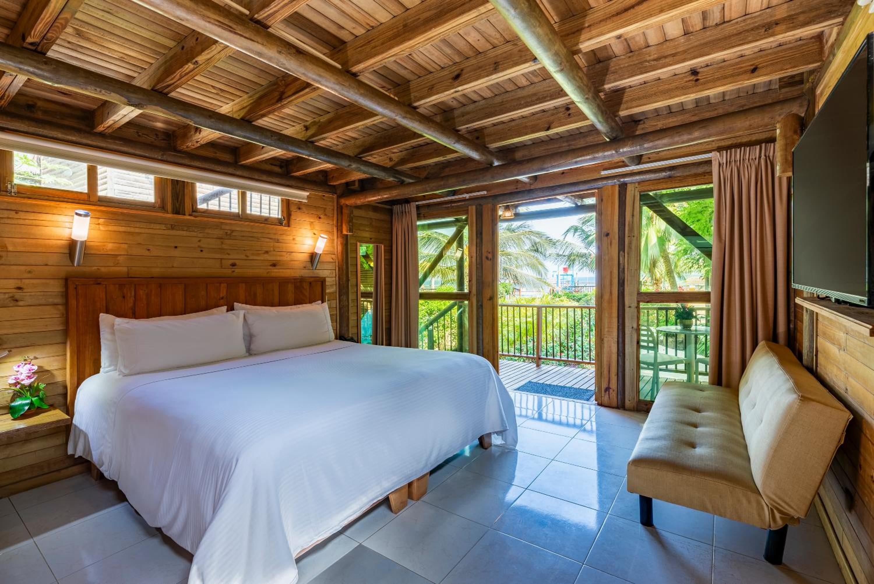 Bungalow photo 1