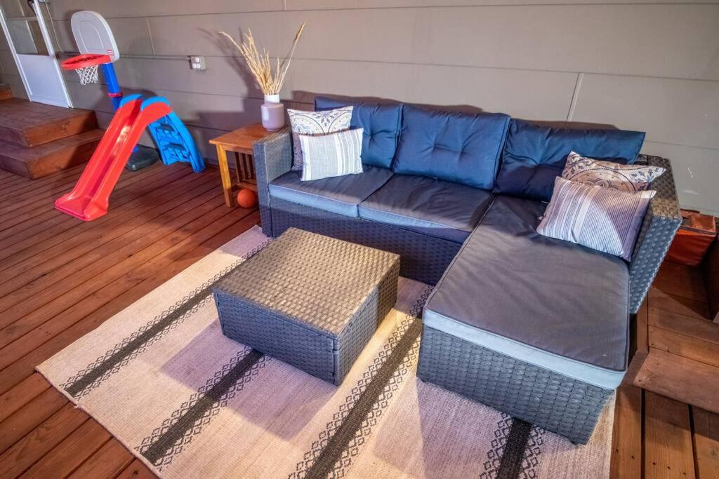 Three-Bedroom House photo 3