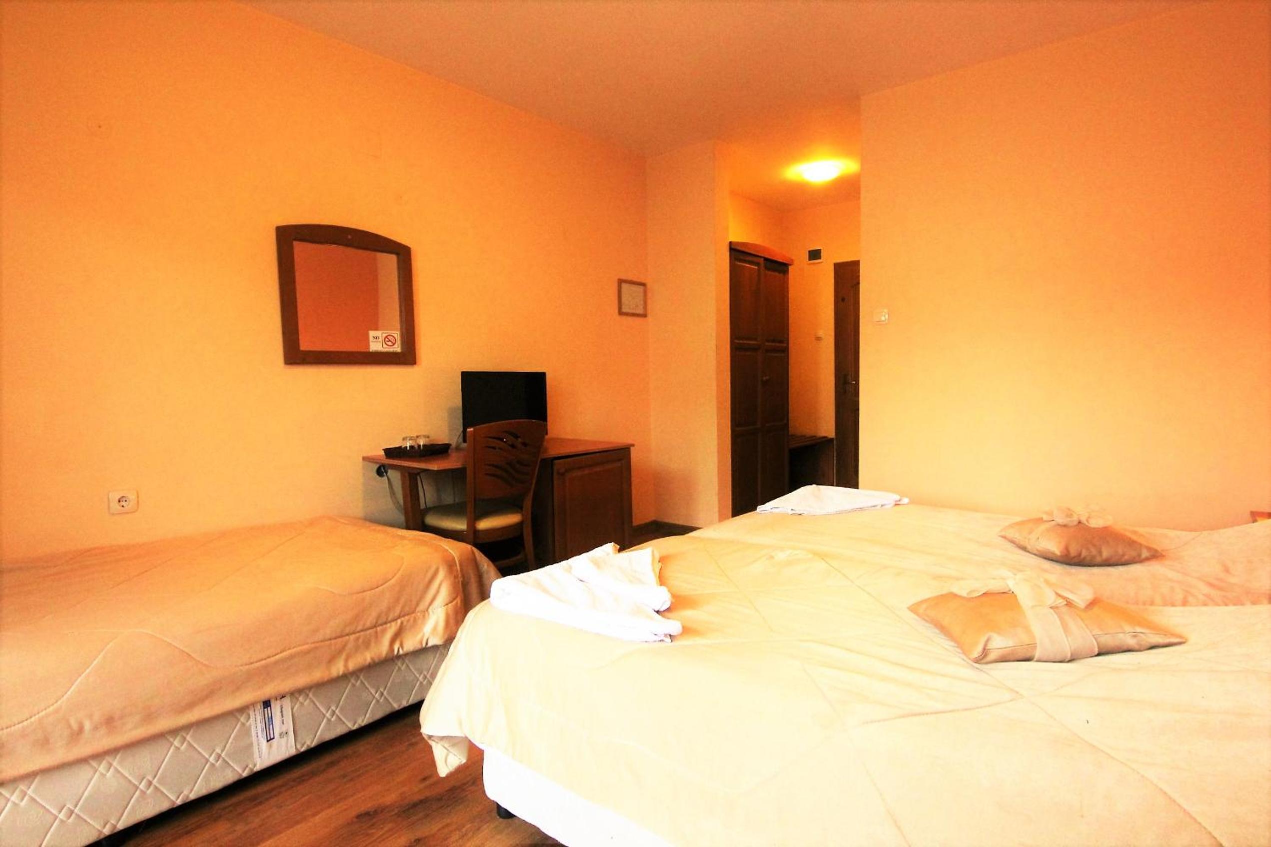 Triple Room with Balcony photo 1
