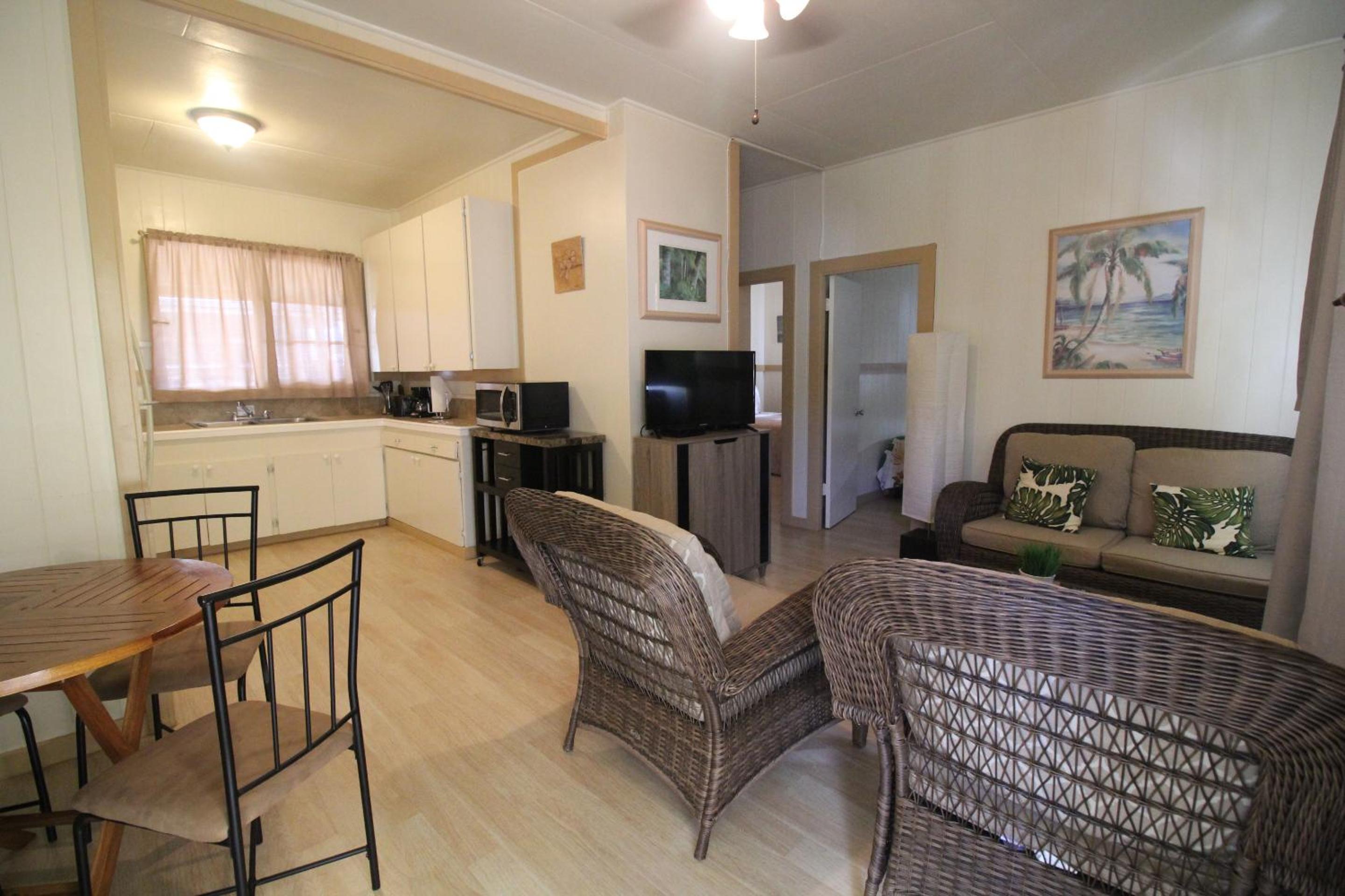 Two-Bedroom Cottage - Photo 1